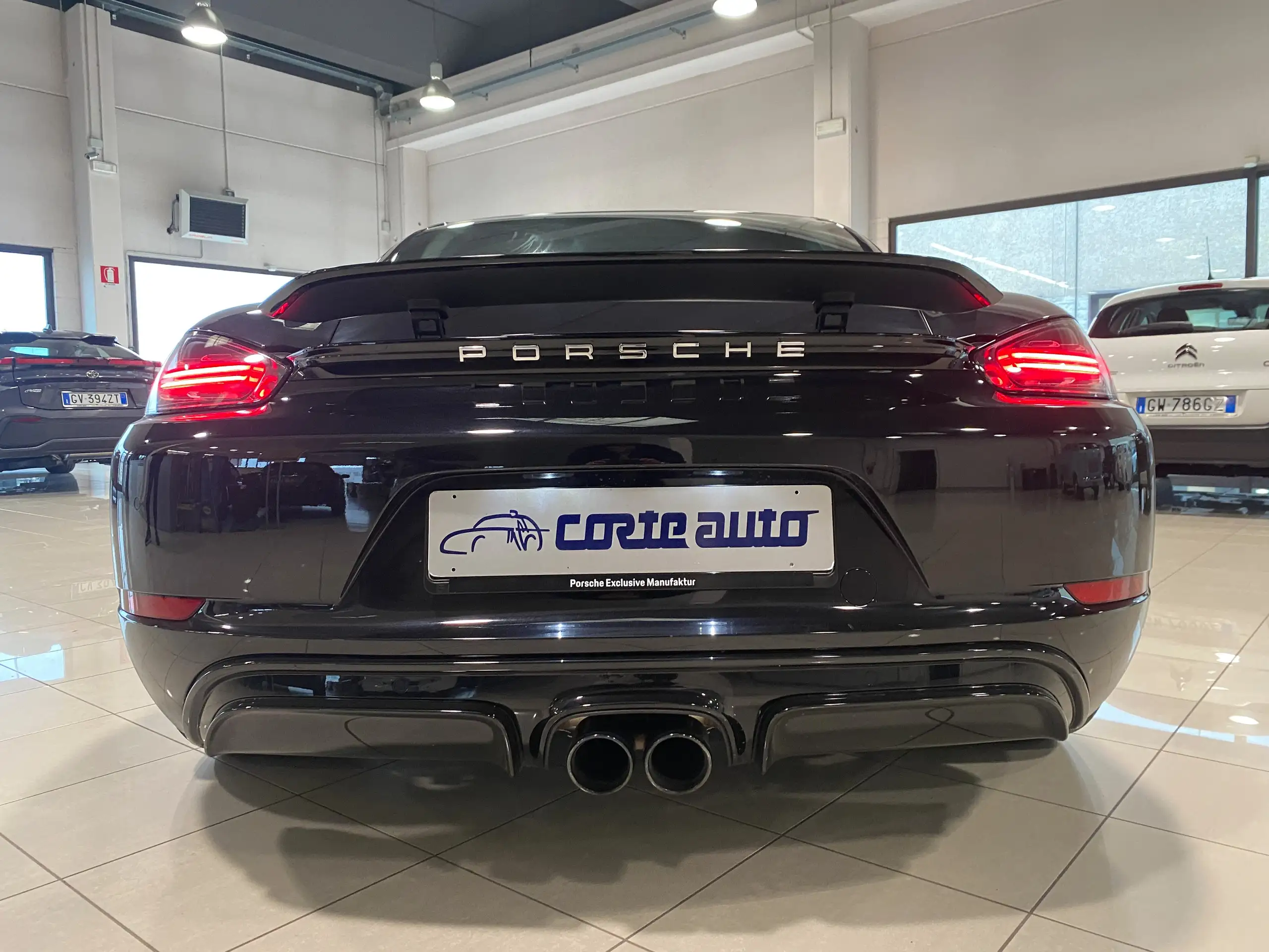 Porsche - Cayman