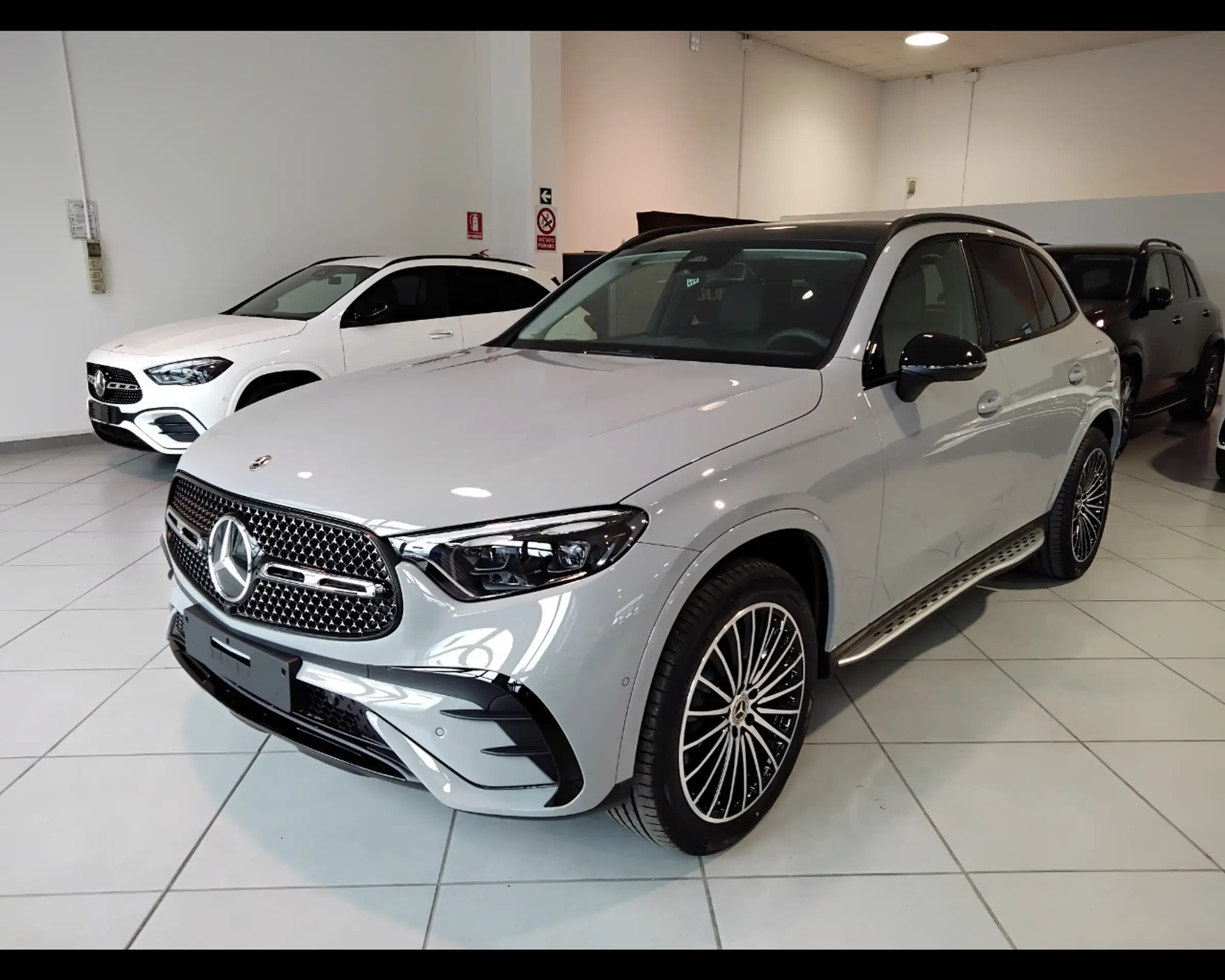 Mercedes-Benz - GLC 300