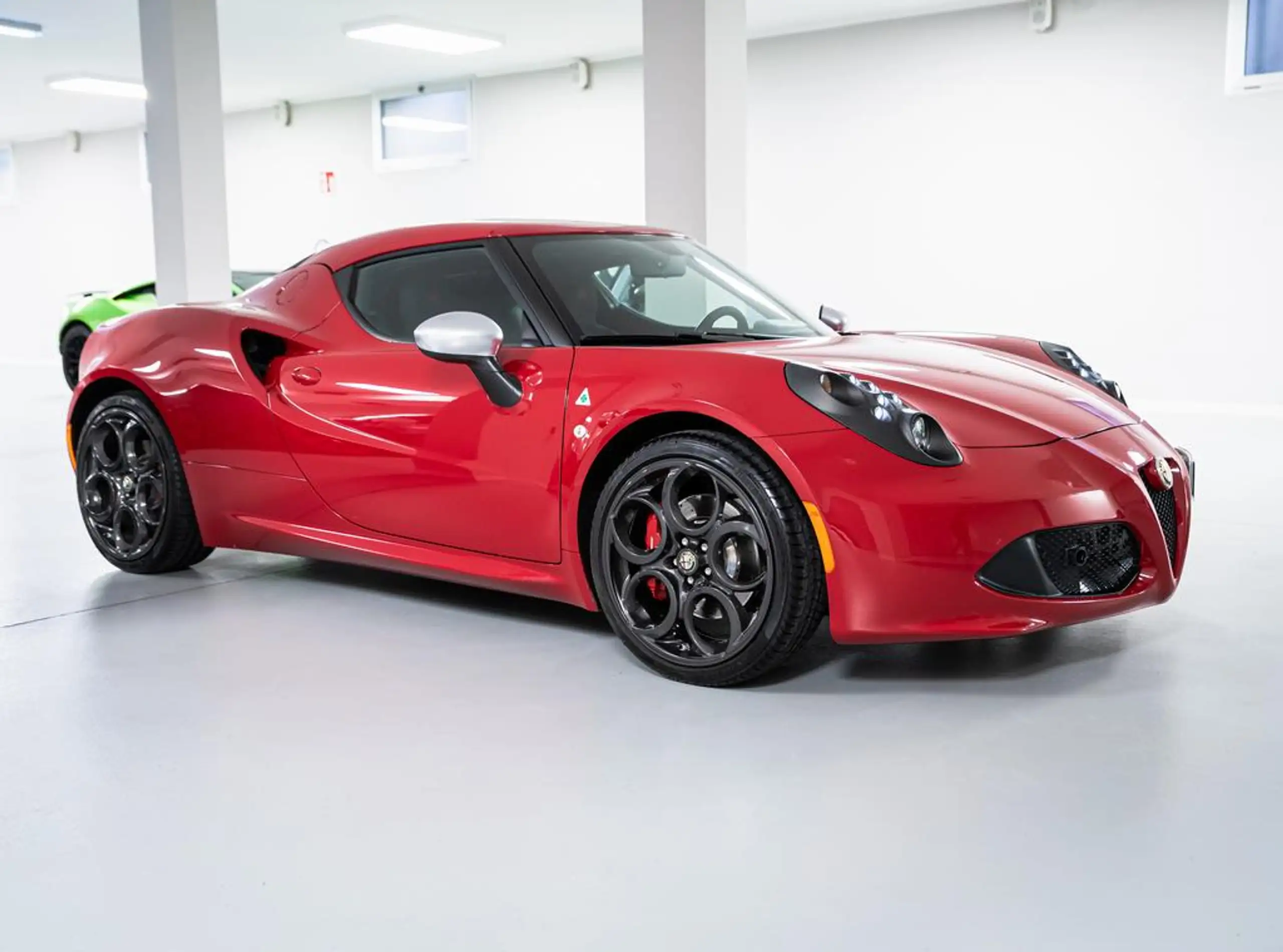 Alfa Romeo - 4C