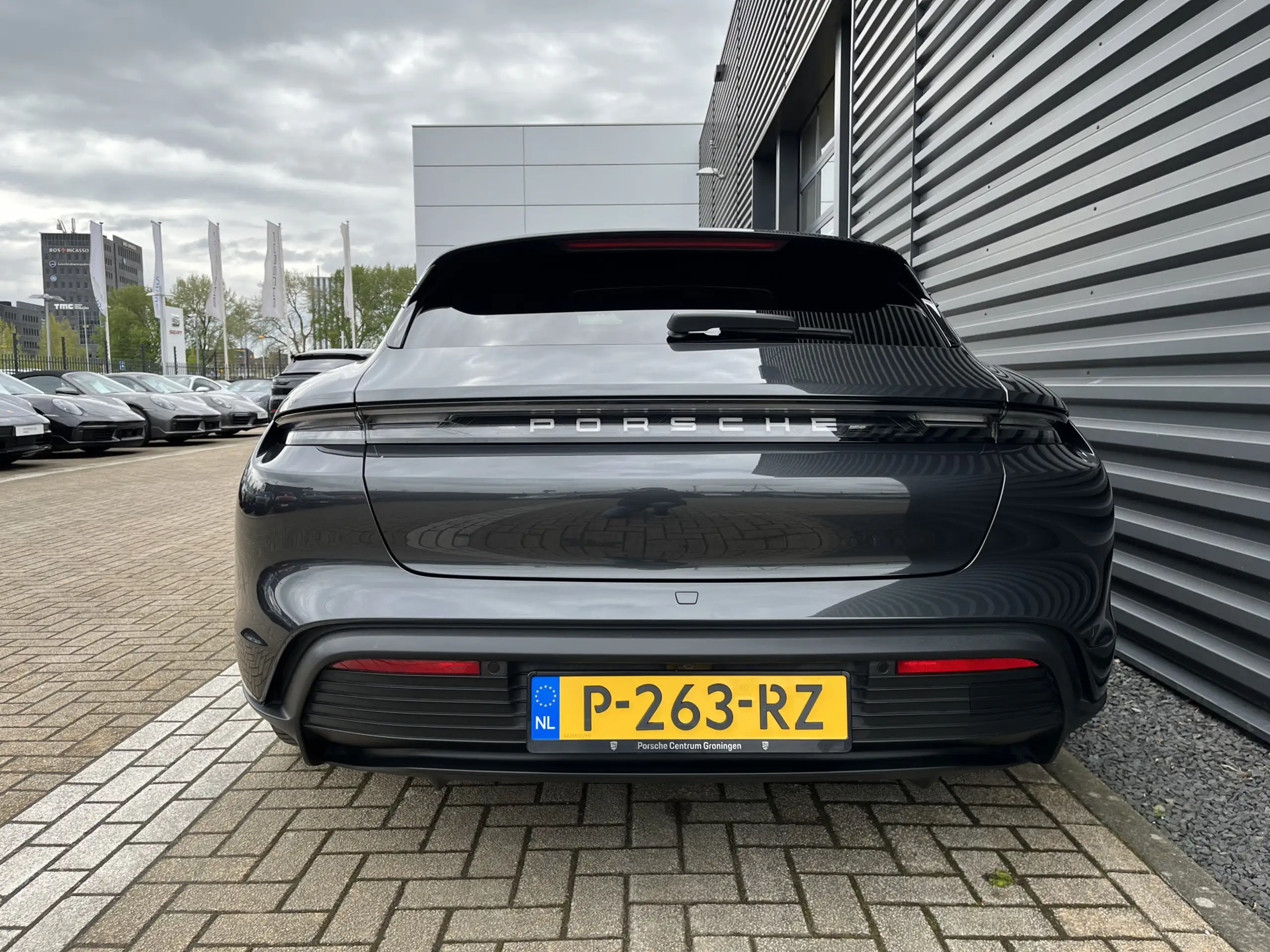 Porsche - Taycan