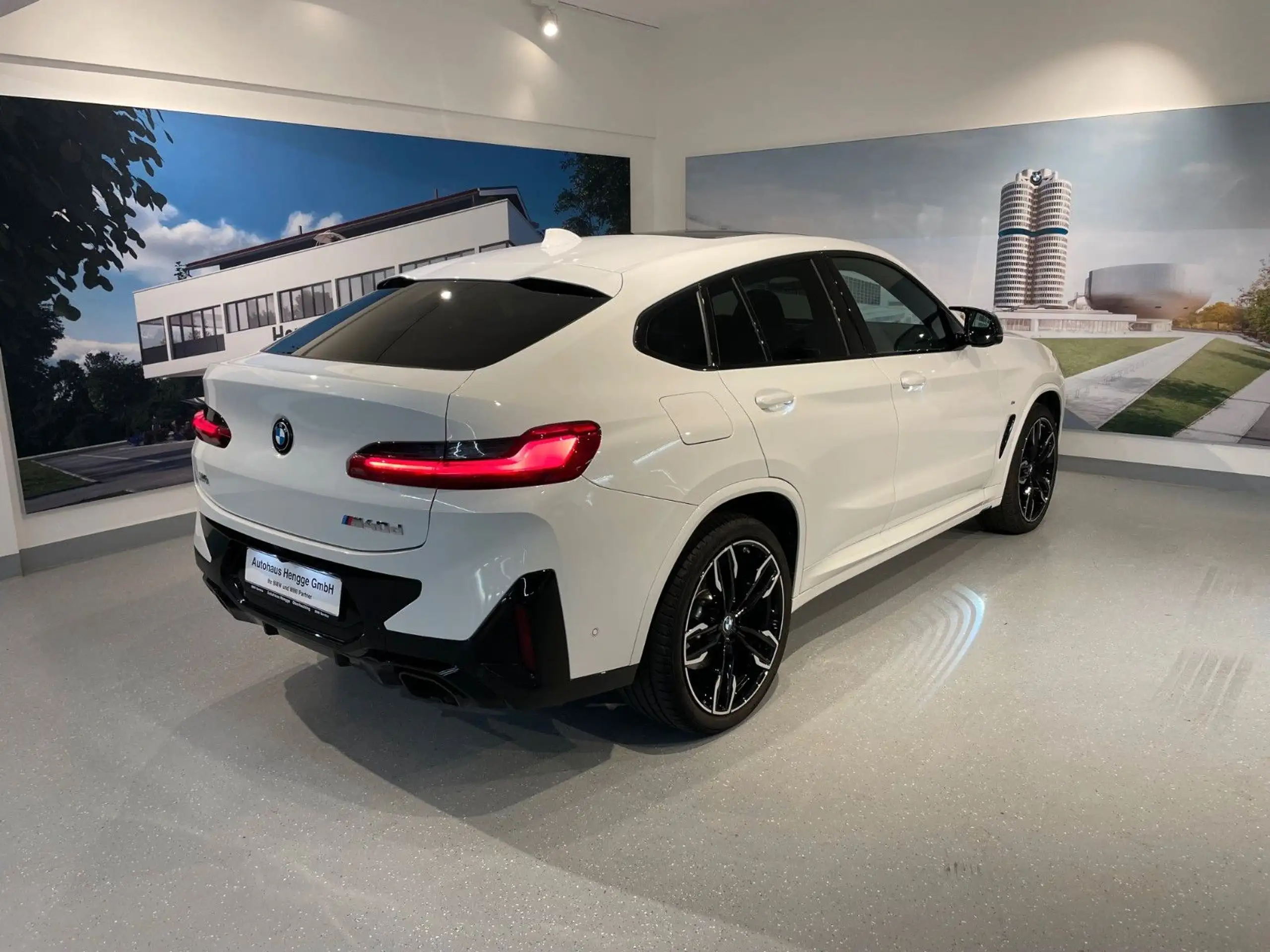 BMW - X4 M