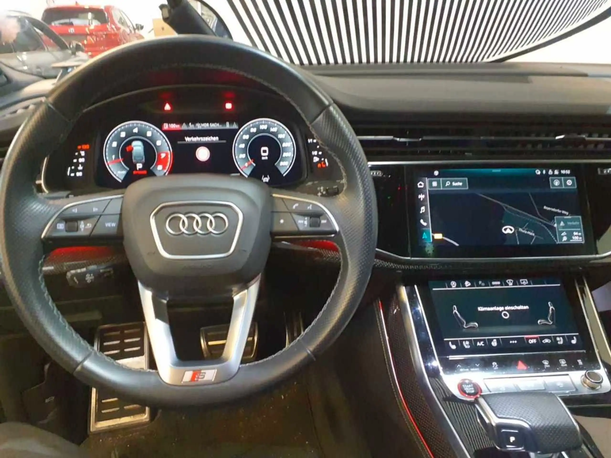 Audi - SQ7