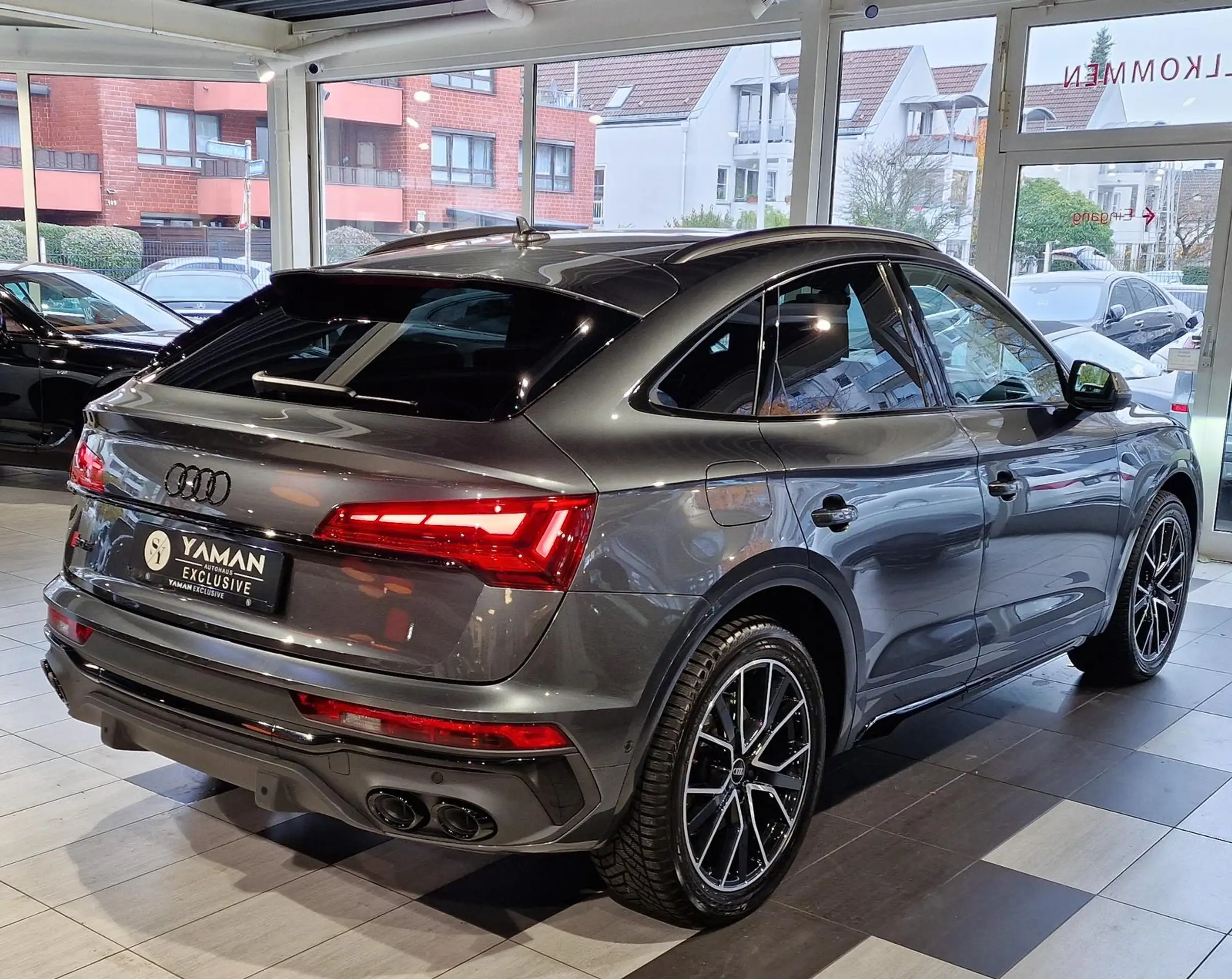 Audi - SQ5