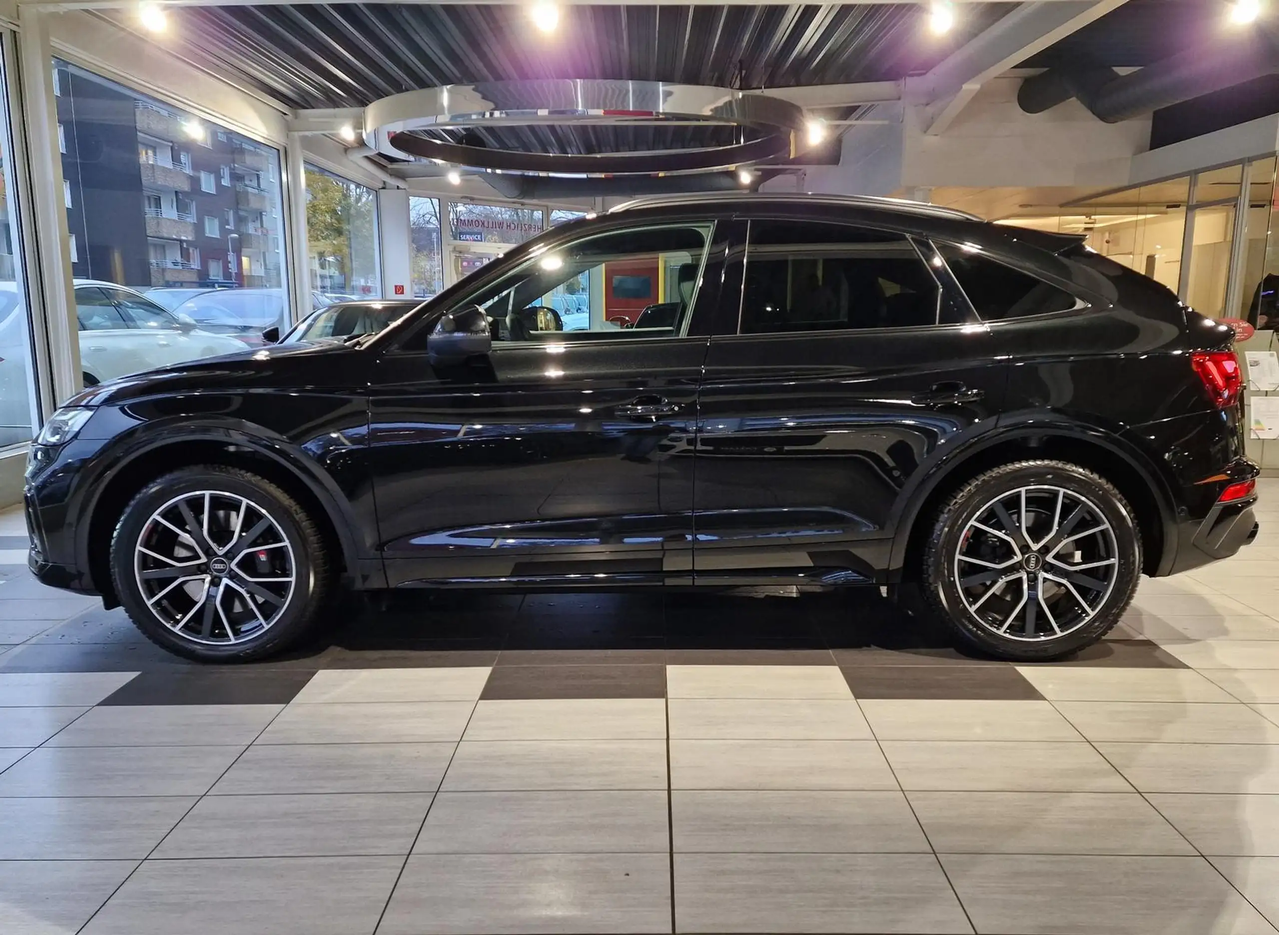 Audi - SQ5