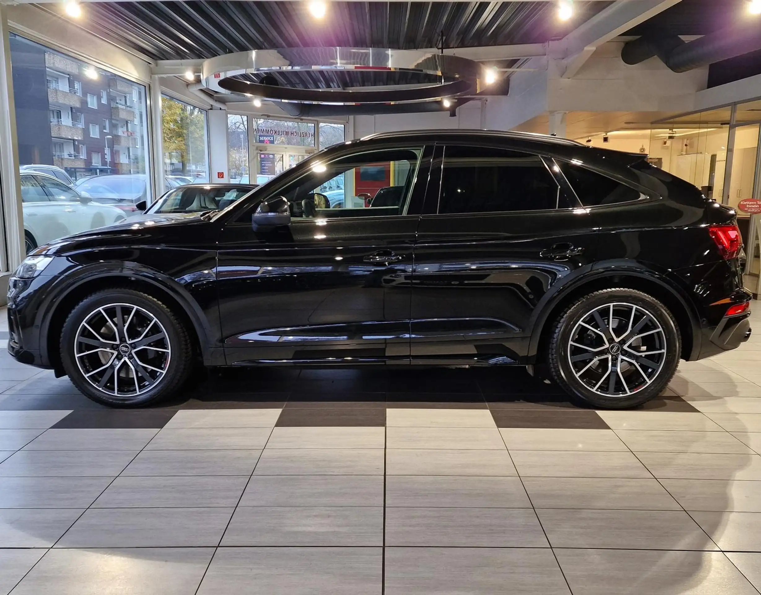 Audi - SQ5