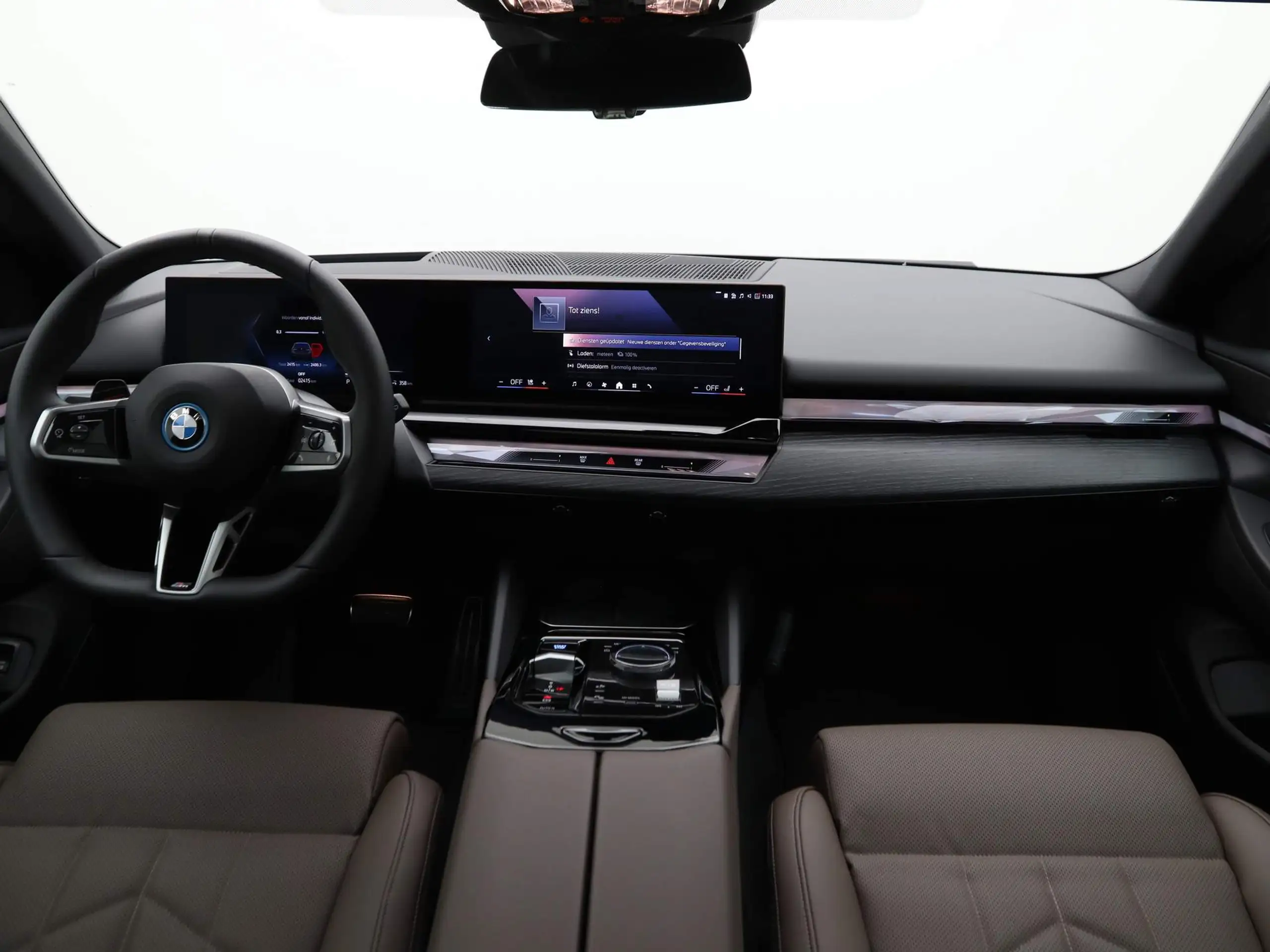 BMW - i5