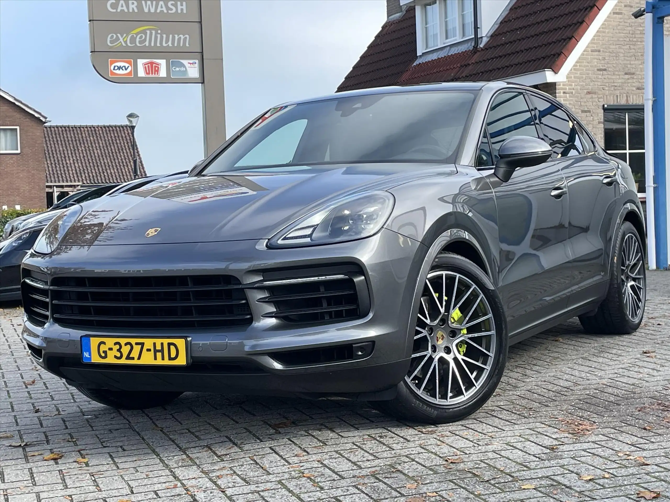 Porsche - Cayenne