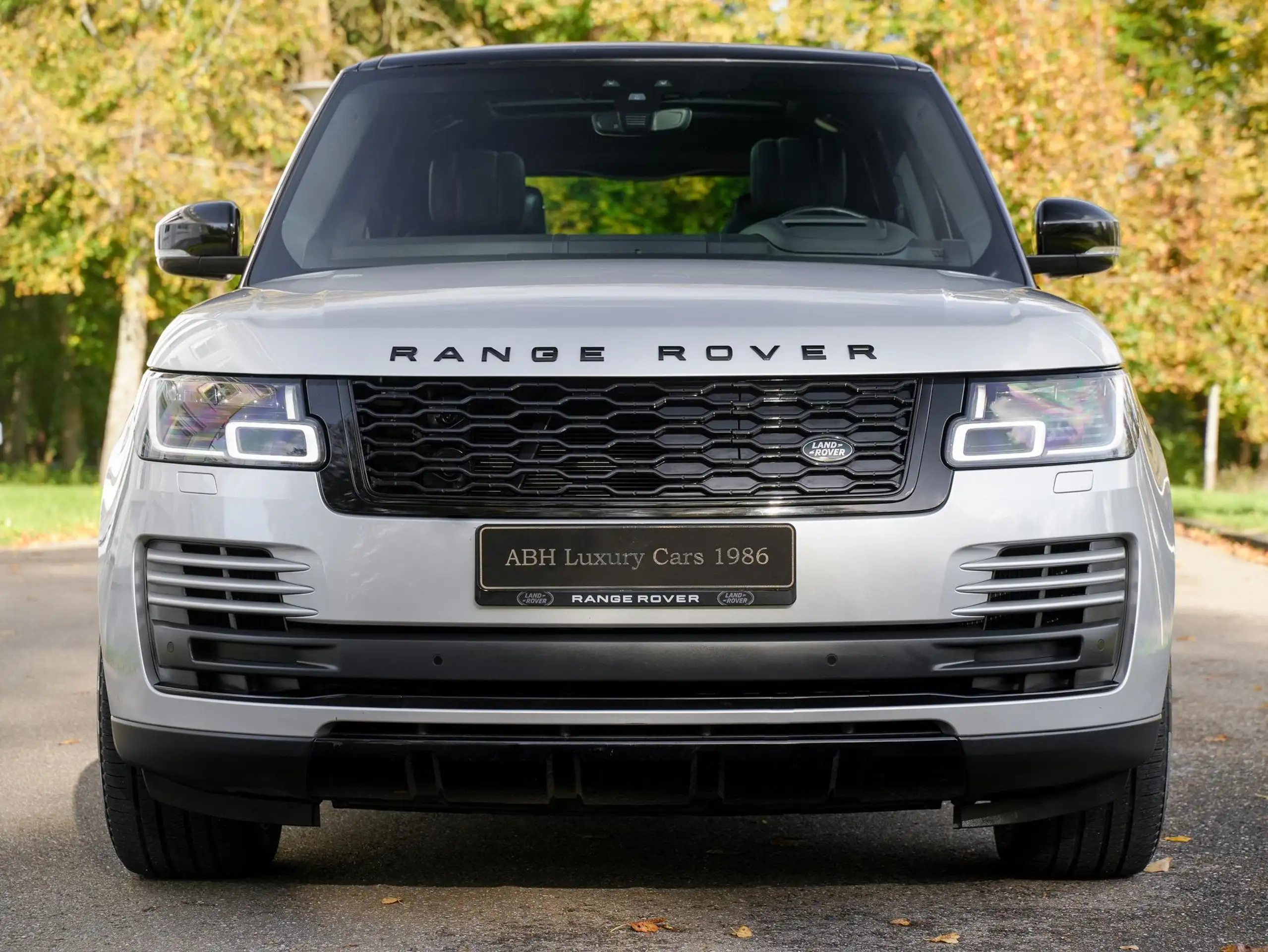 Land Rover - Range Rover