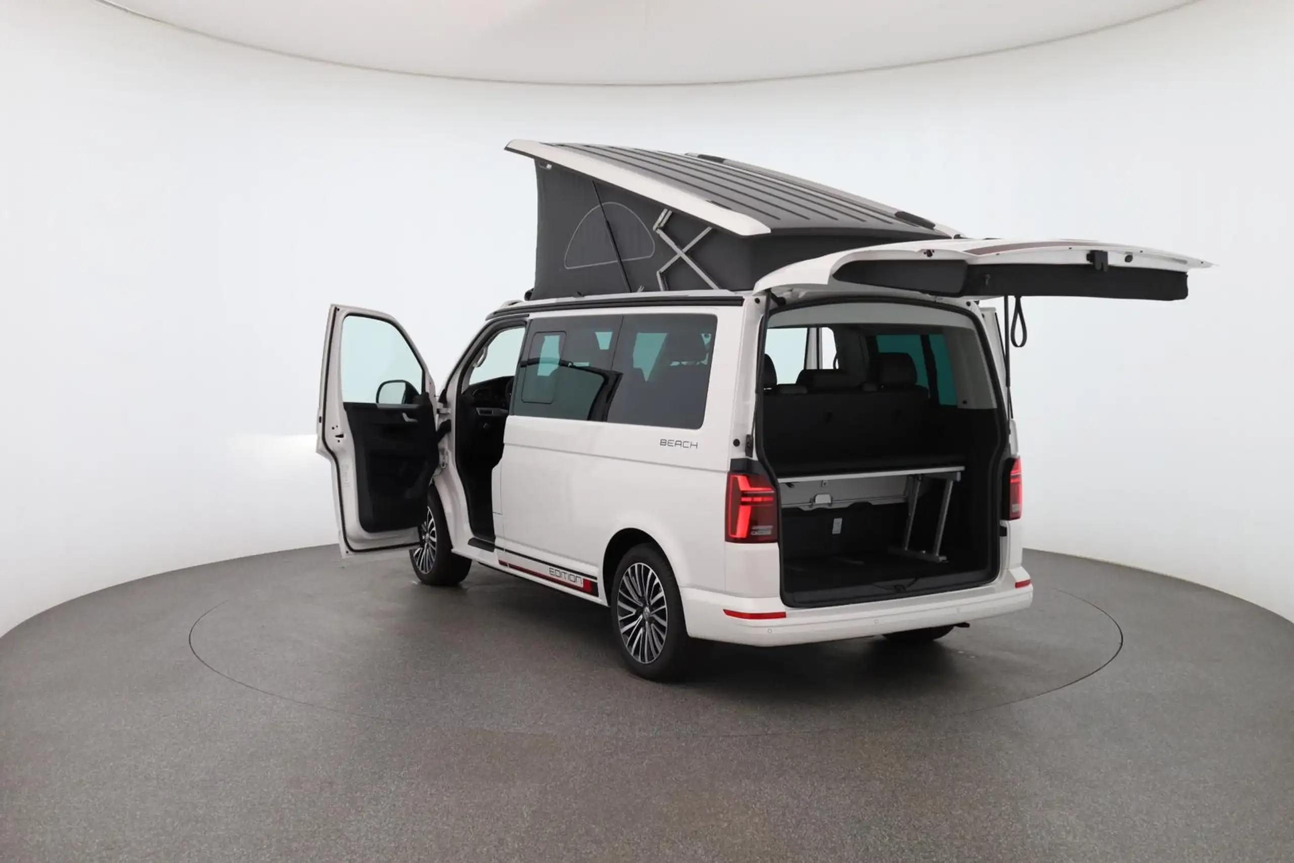 Volkswagen - T6.1 California