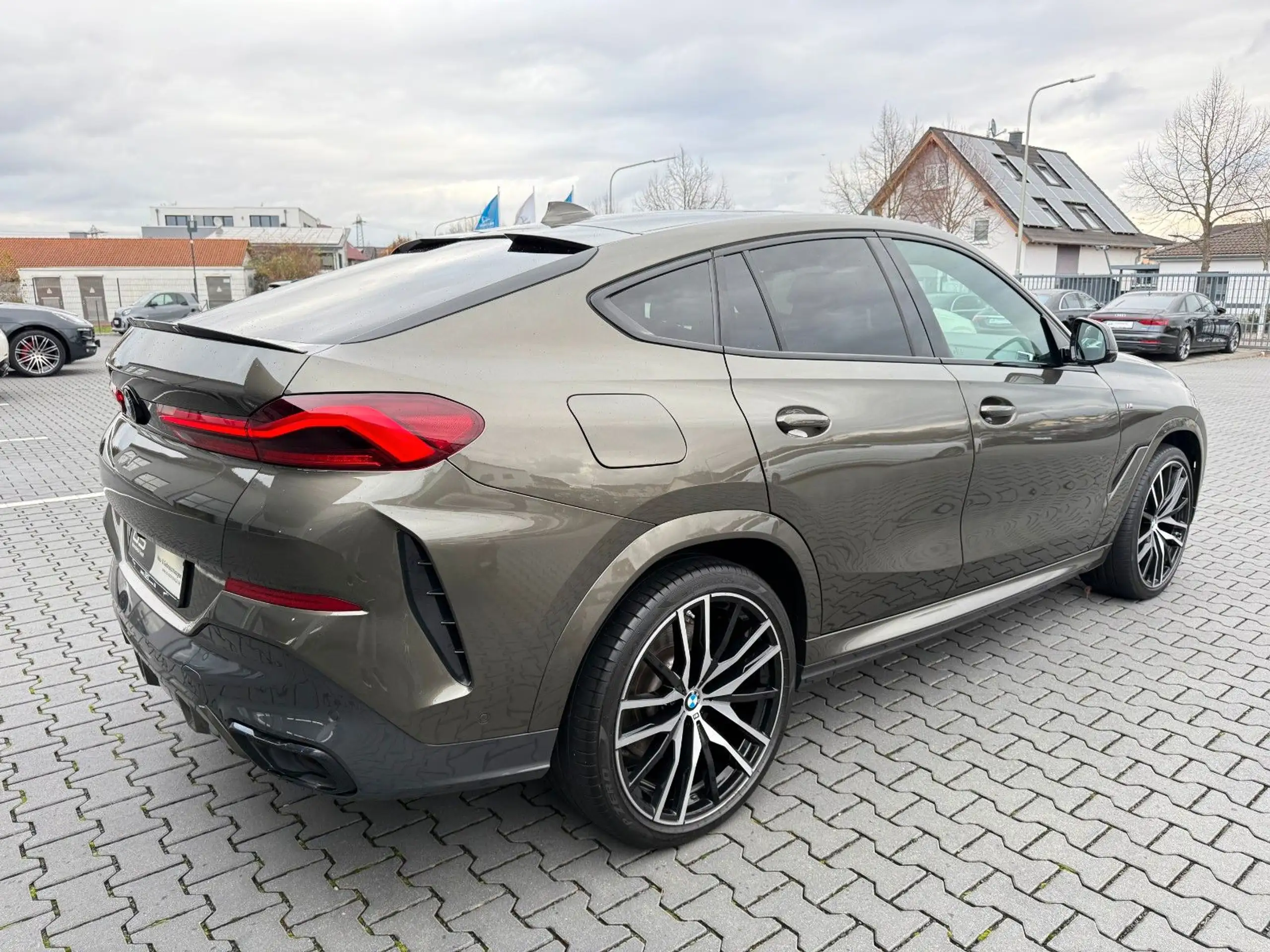 BMW - X6 M