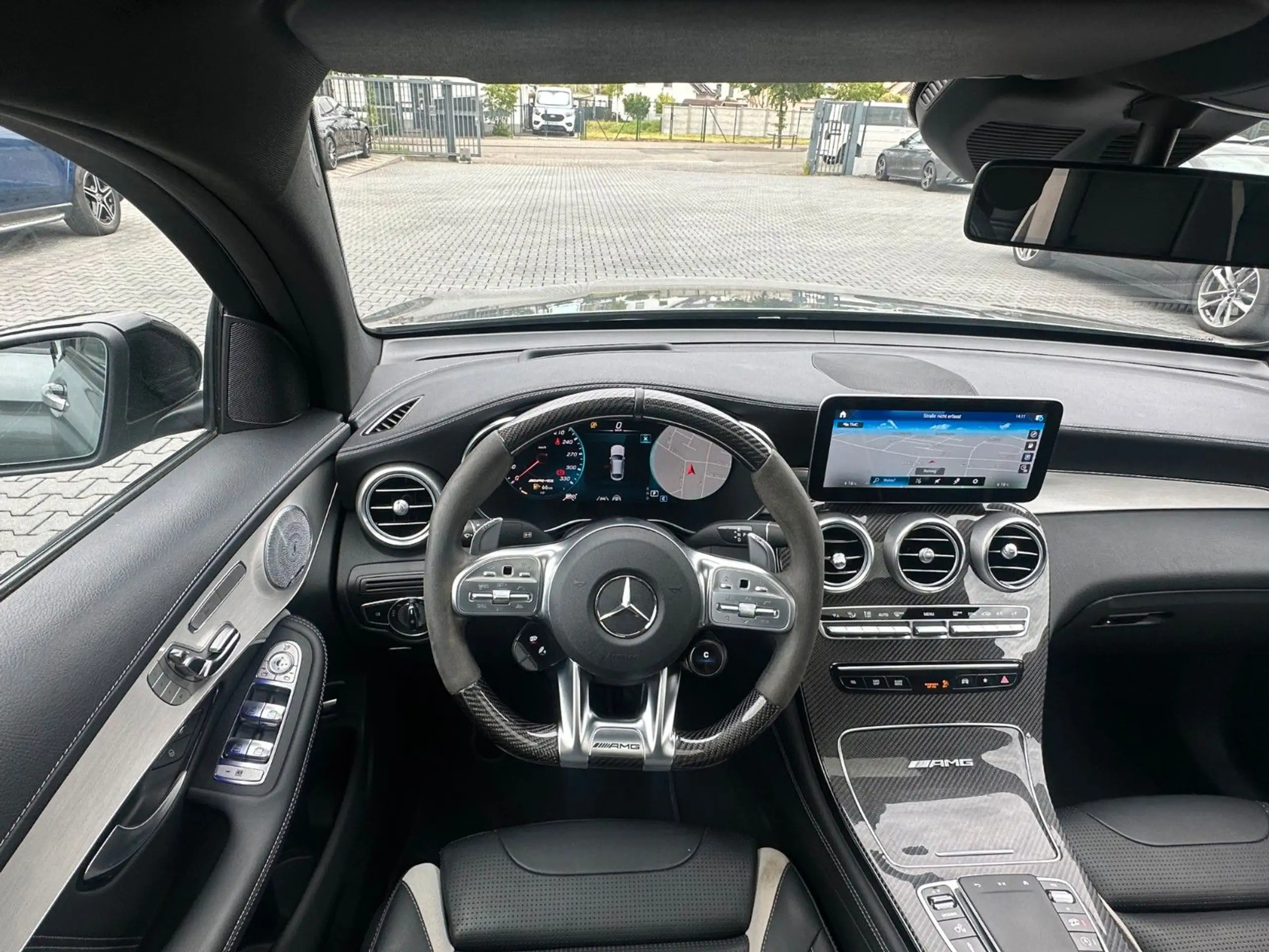 Mercedes-Benz - GLC 63 AMG