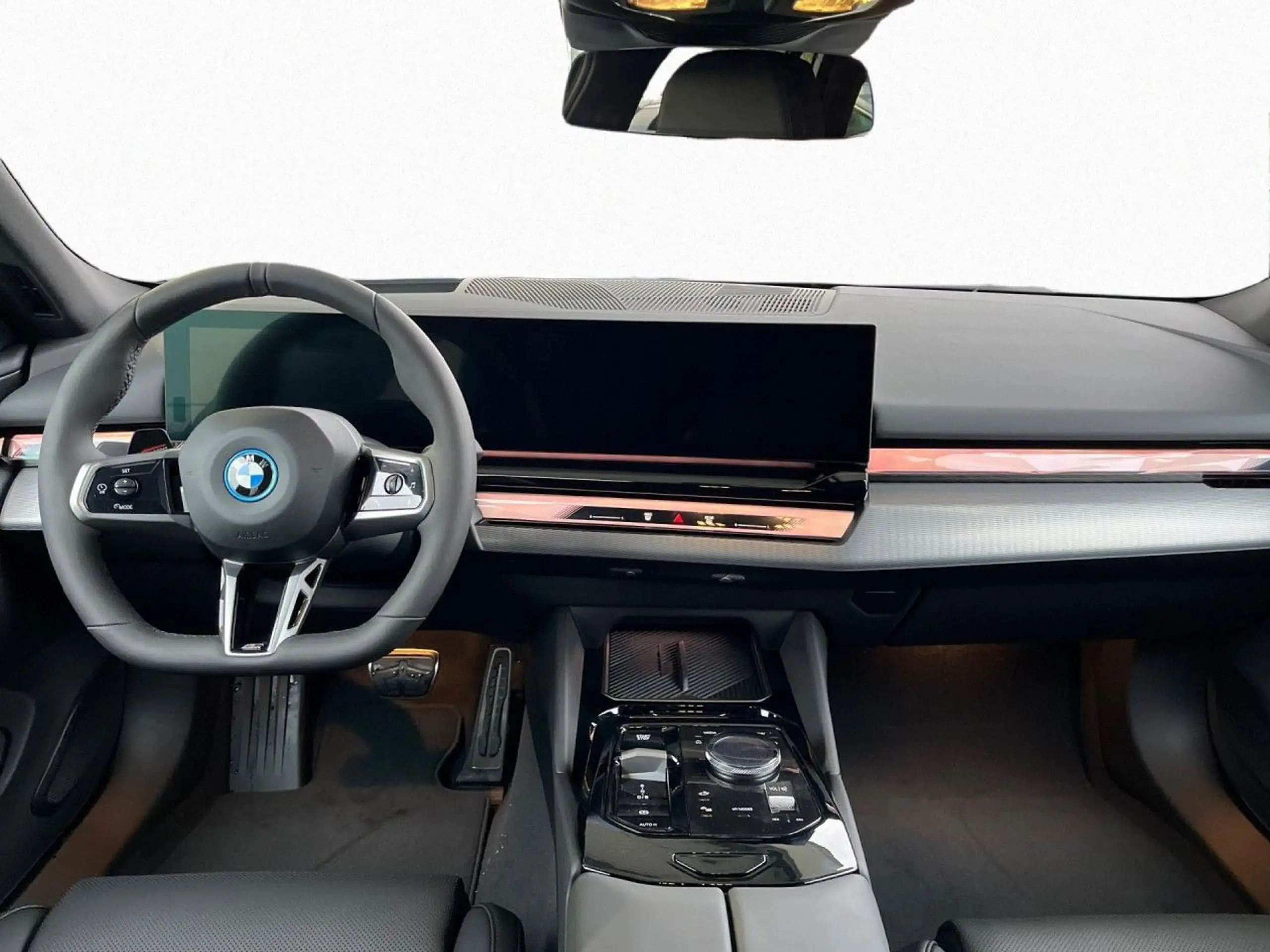 BMW - i5