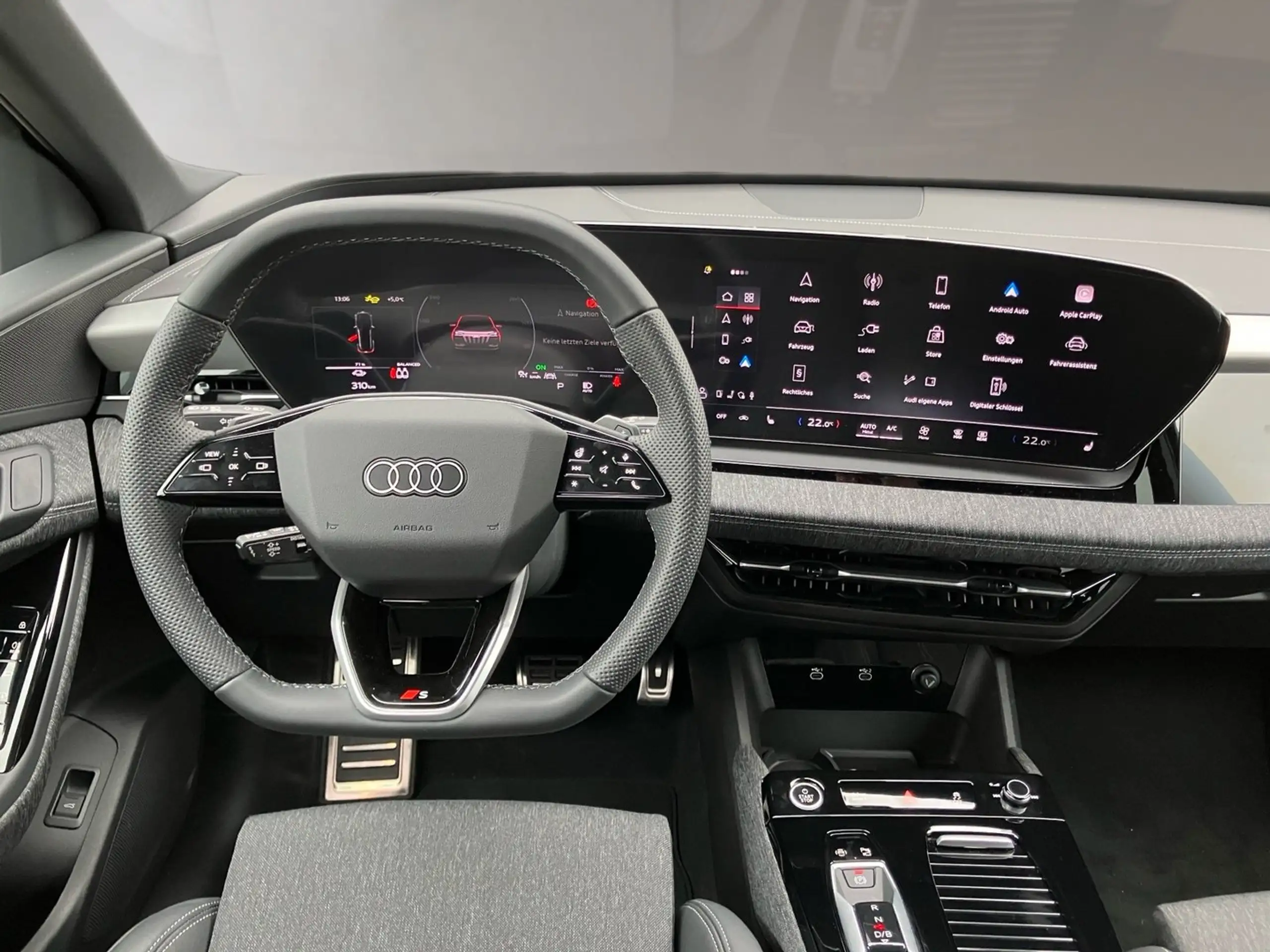 Audi - Q6