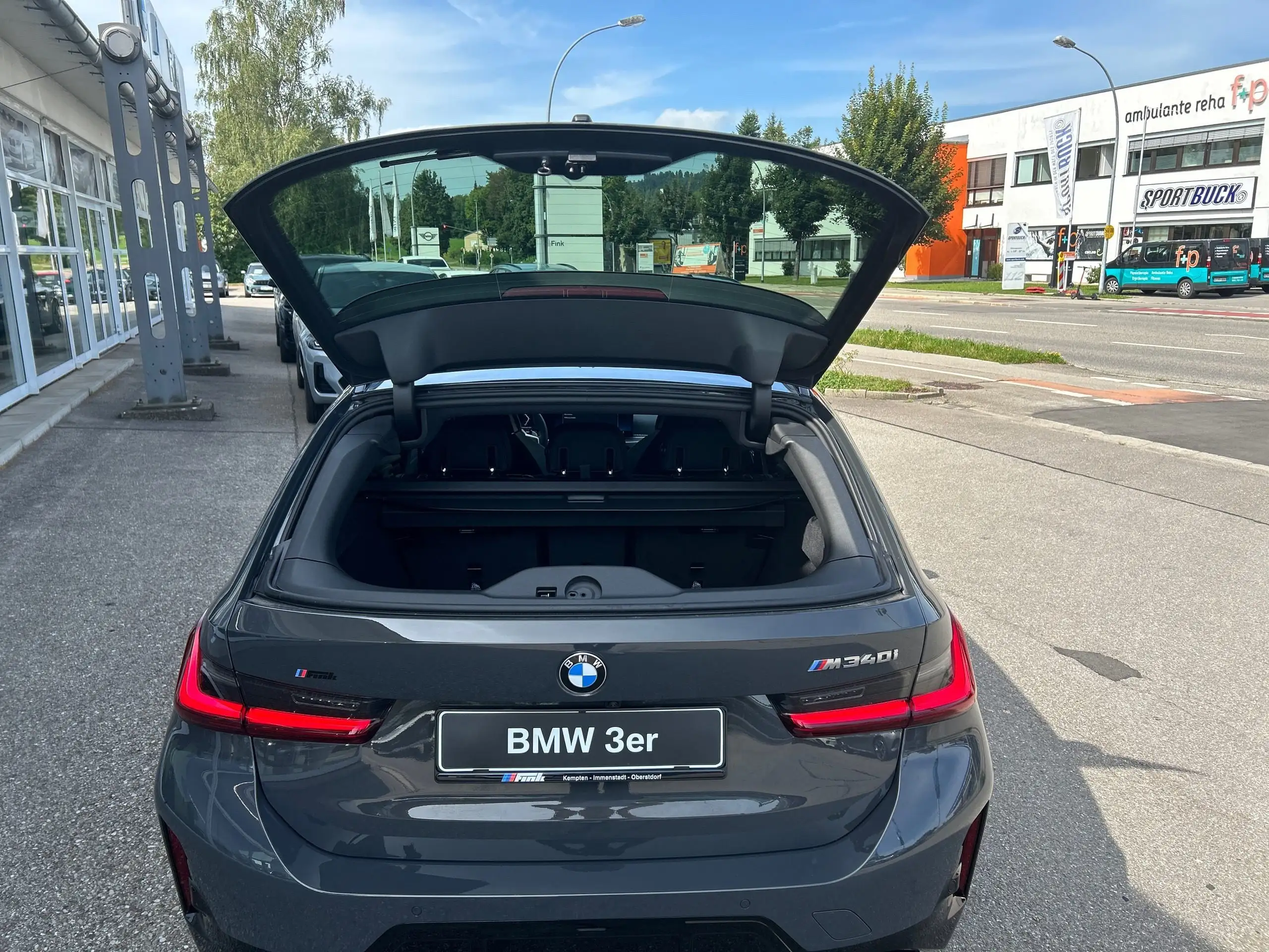 BMW - 340