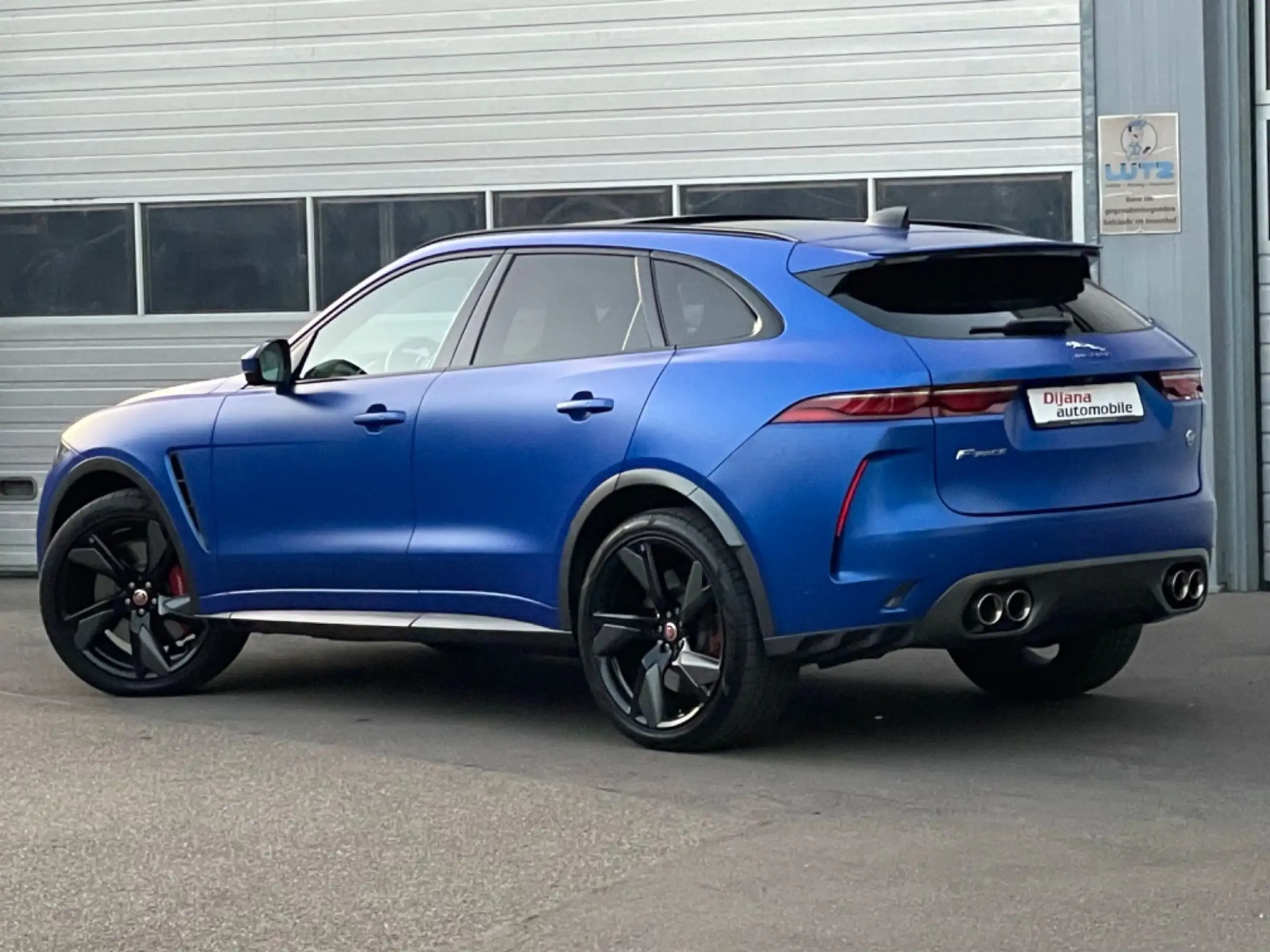 Jaguar - F-Pace