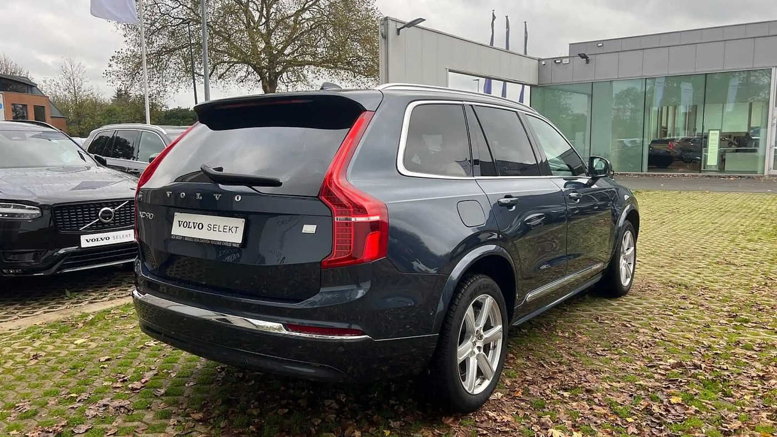 Volvo - XC90