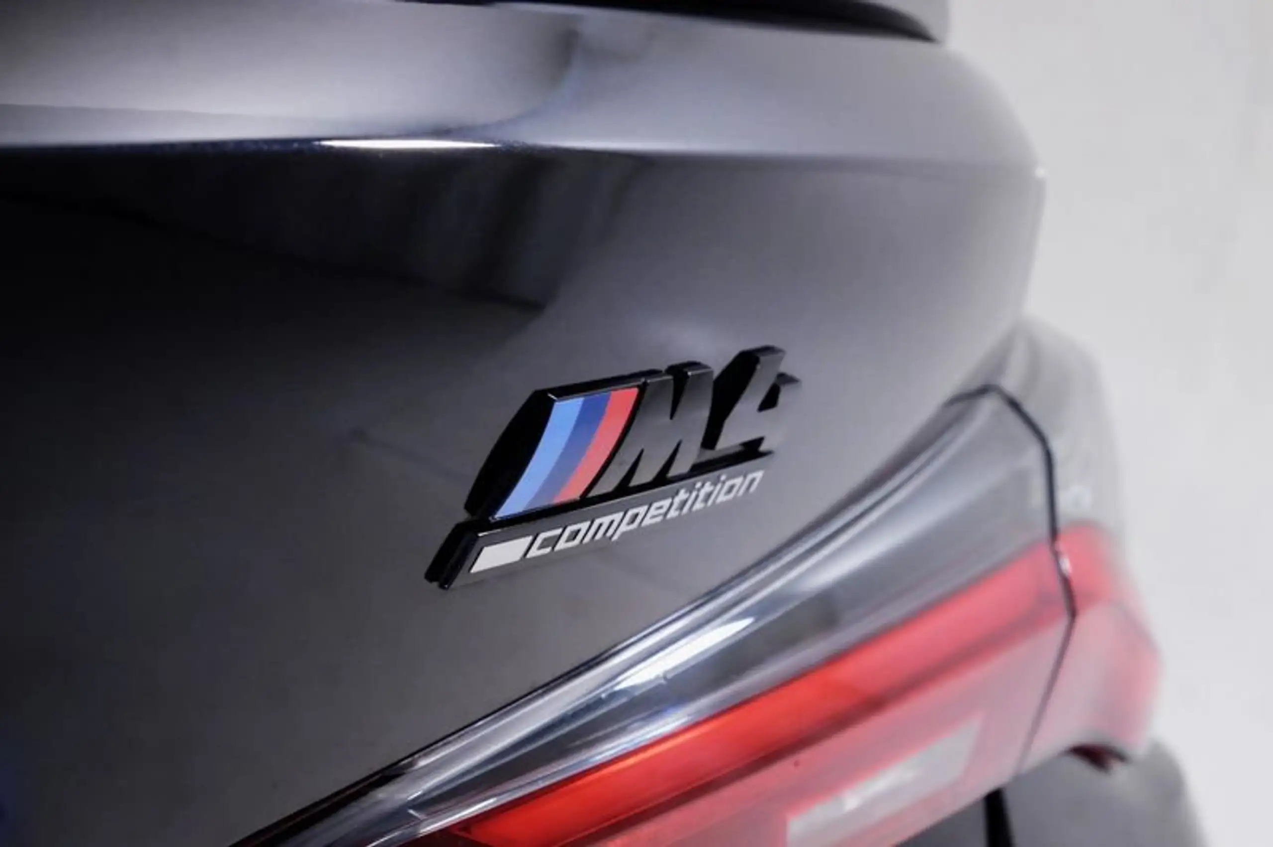 BMW - M4