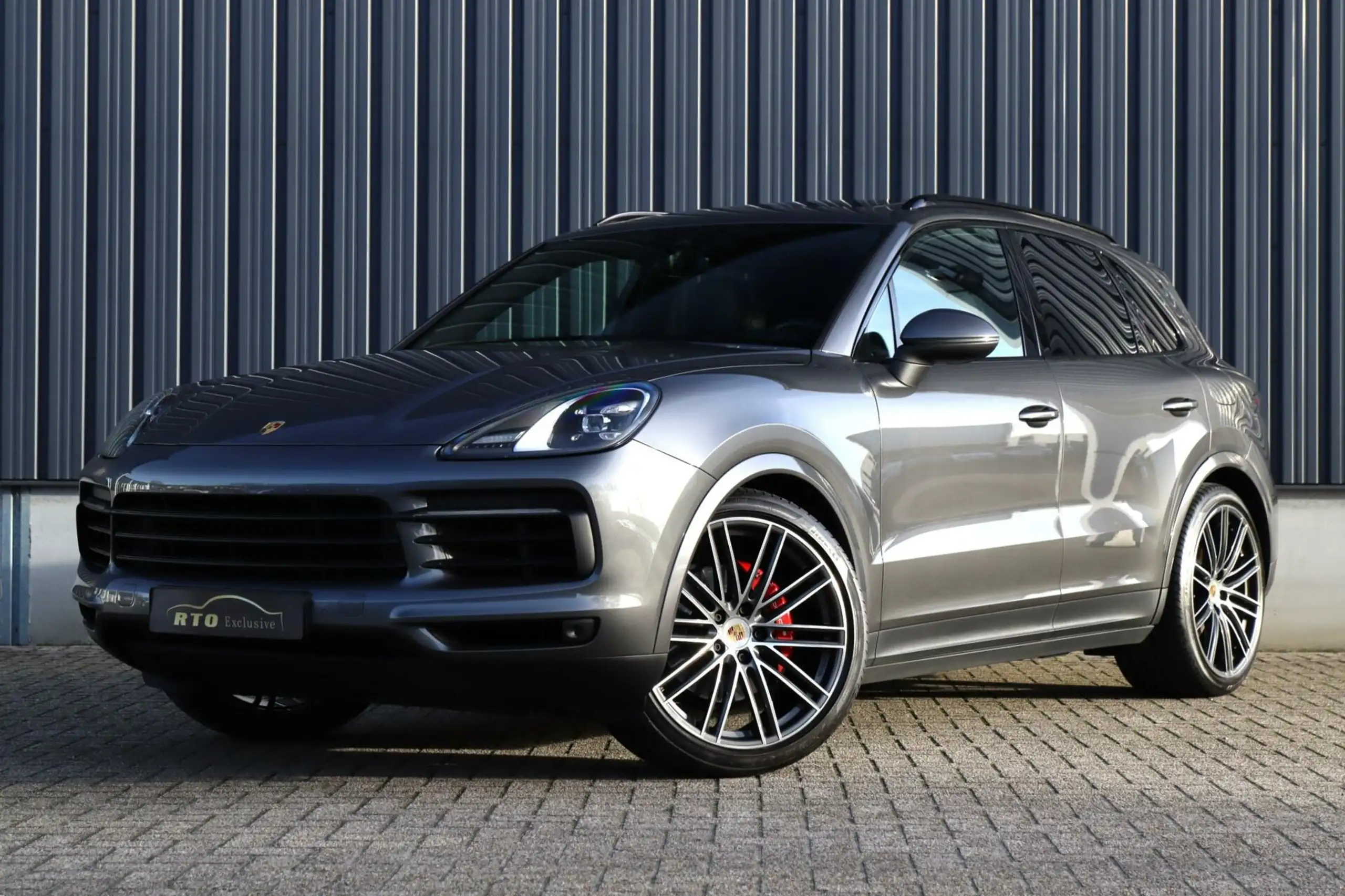 Porsche - Cayenne