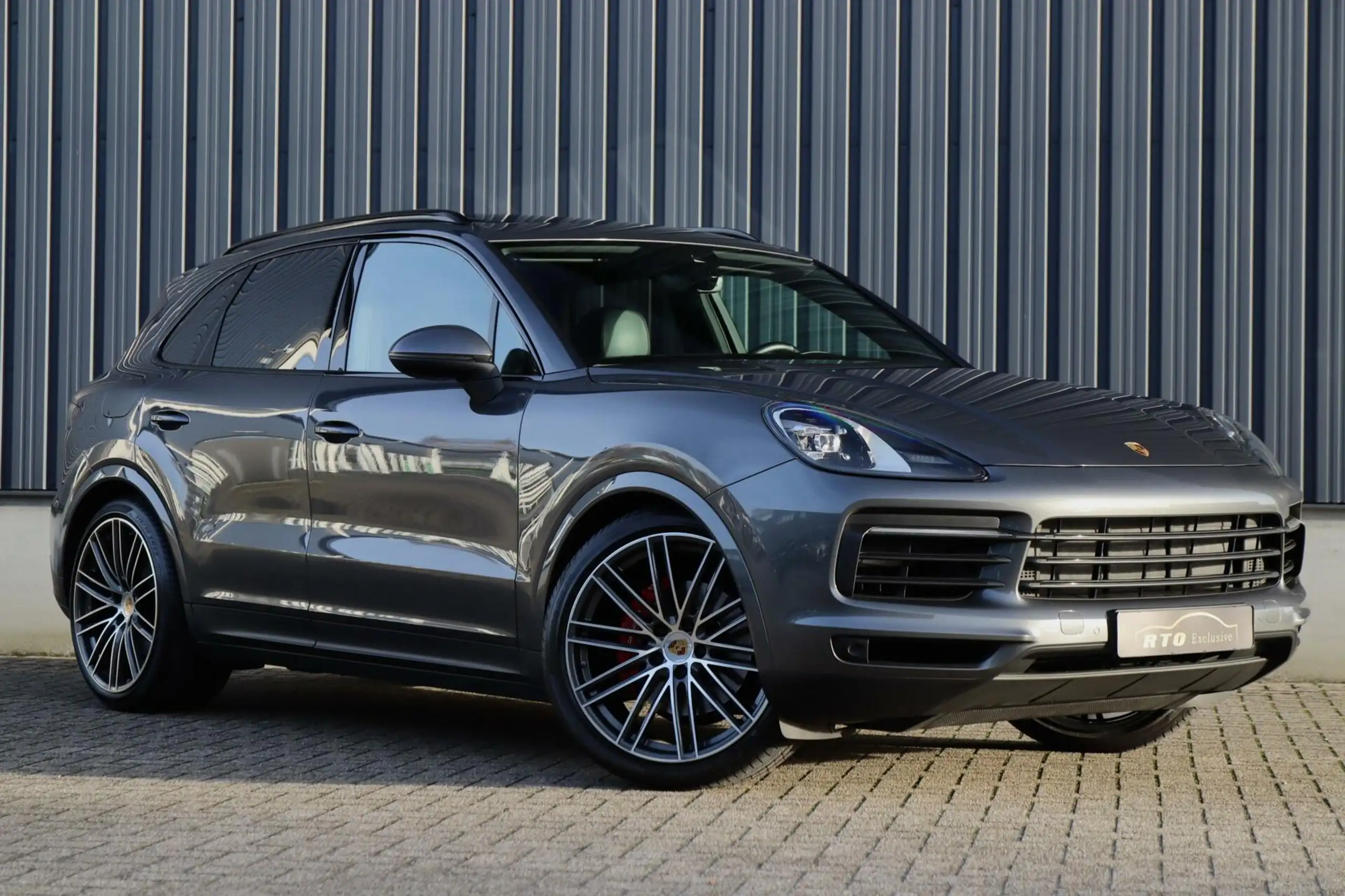 Porsche - Cayenne