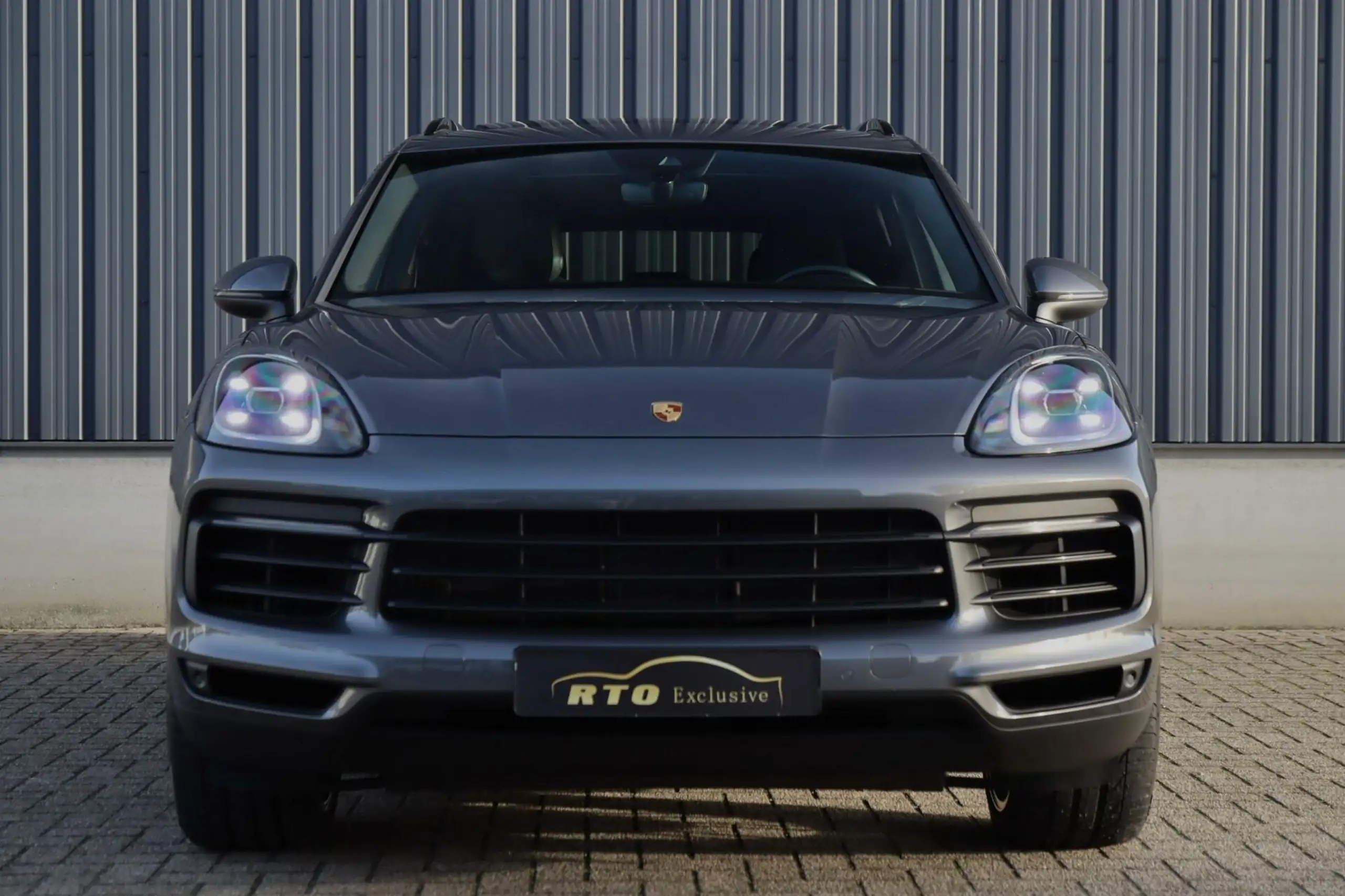 Porsche - Cayenne