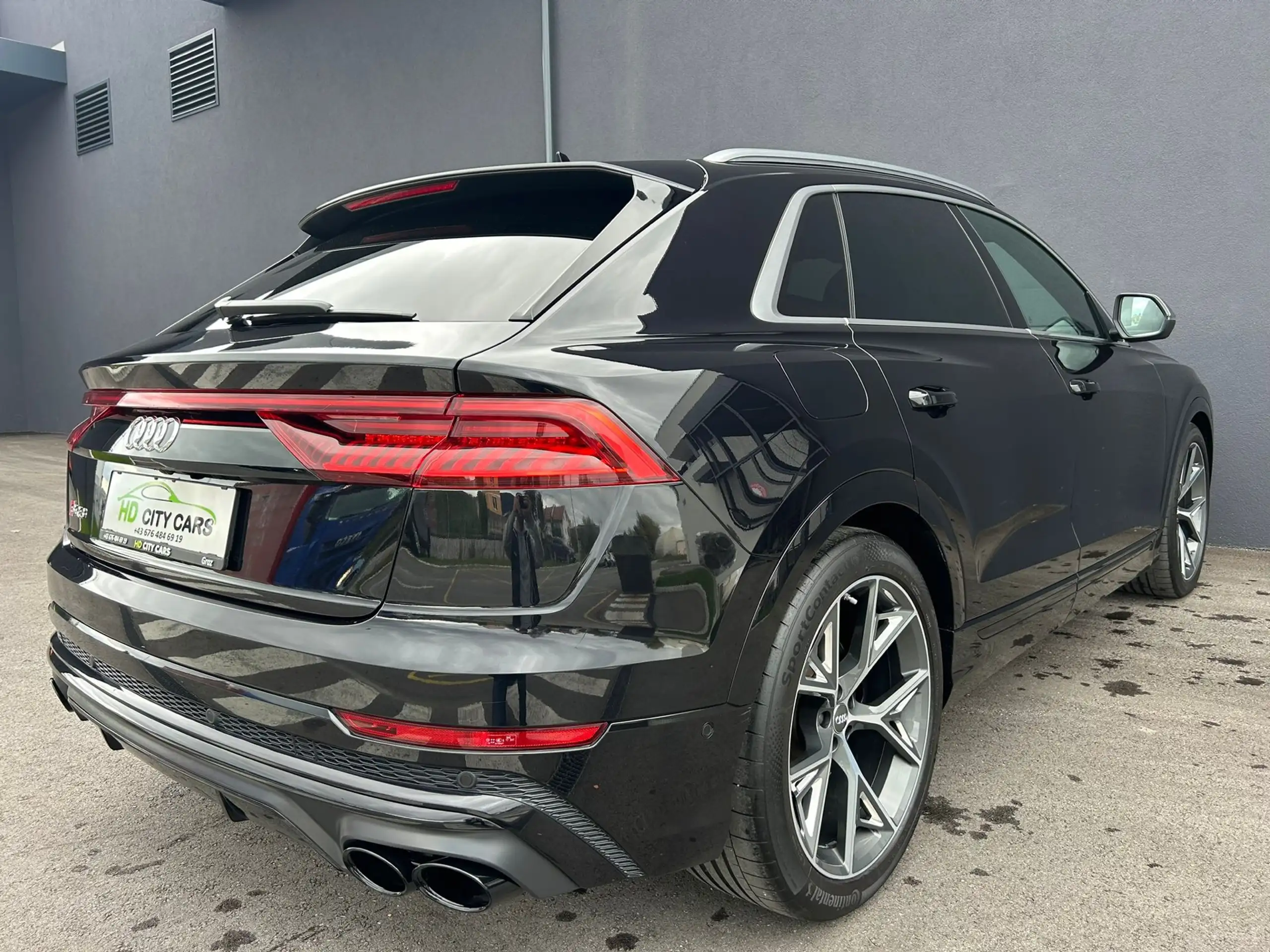 Audi - SQ8