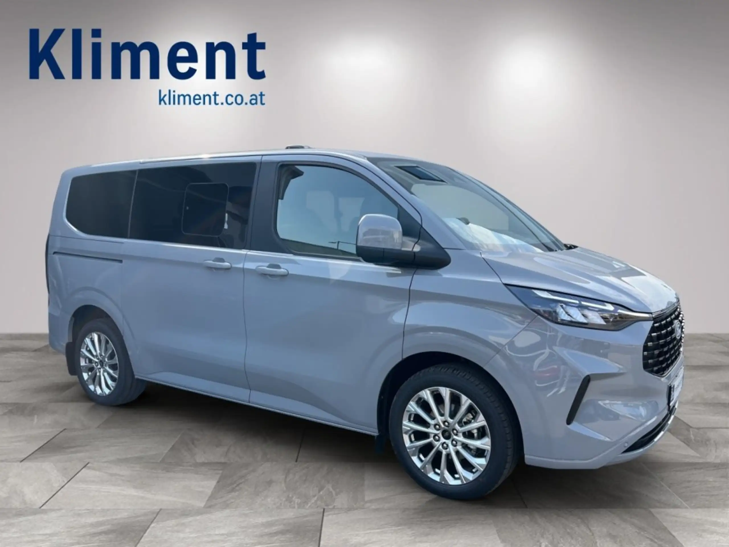 Ford - Tourneo Custom