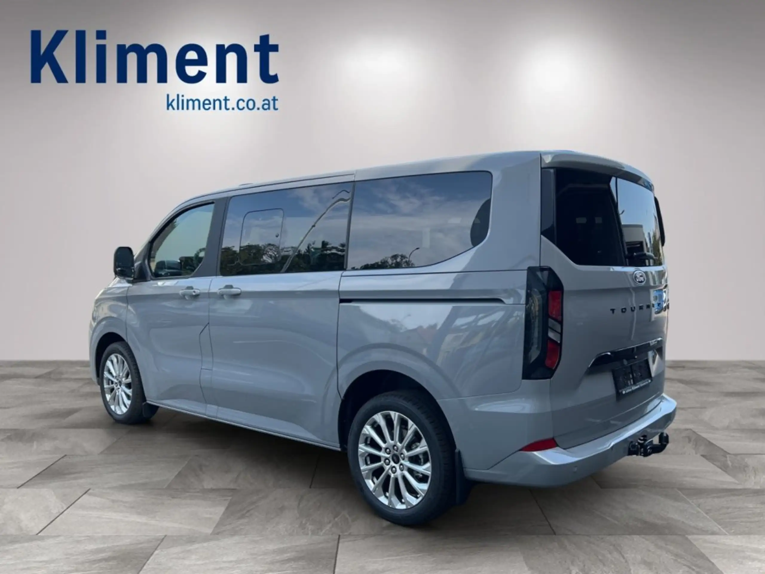 Ford - Tourneo Custom