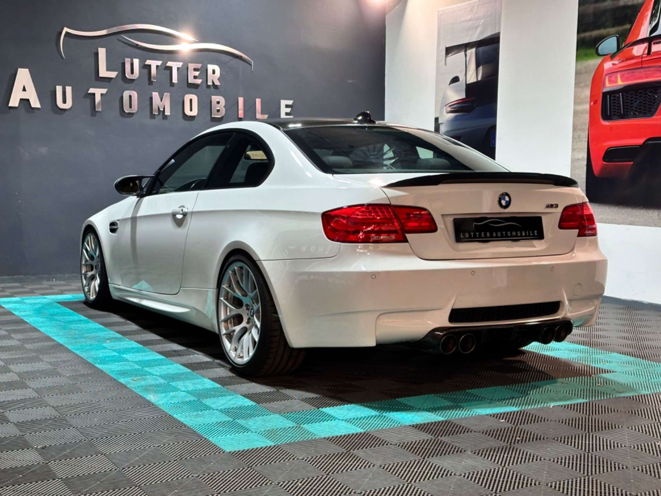 BMW - M3