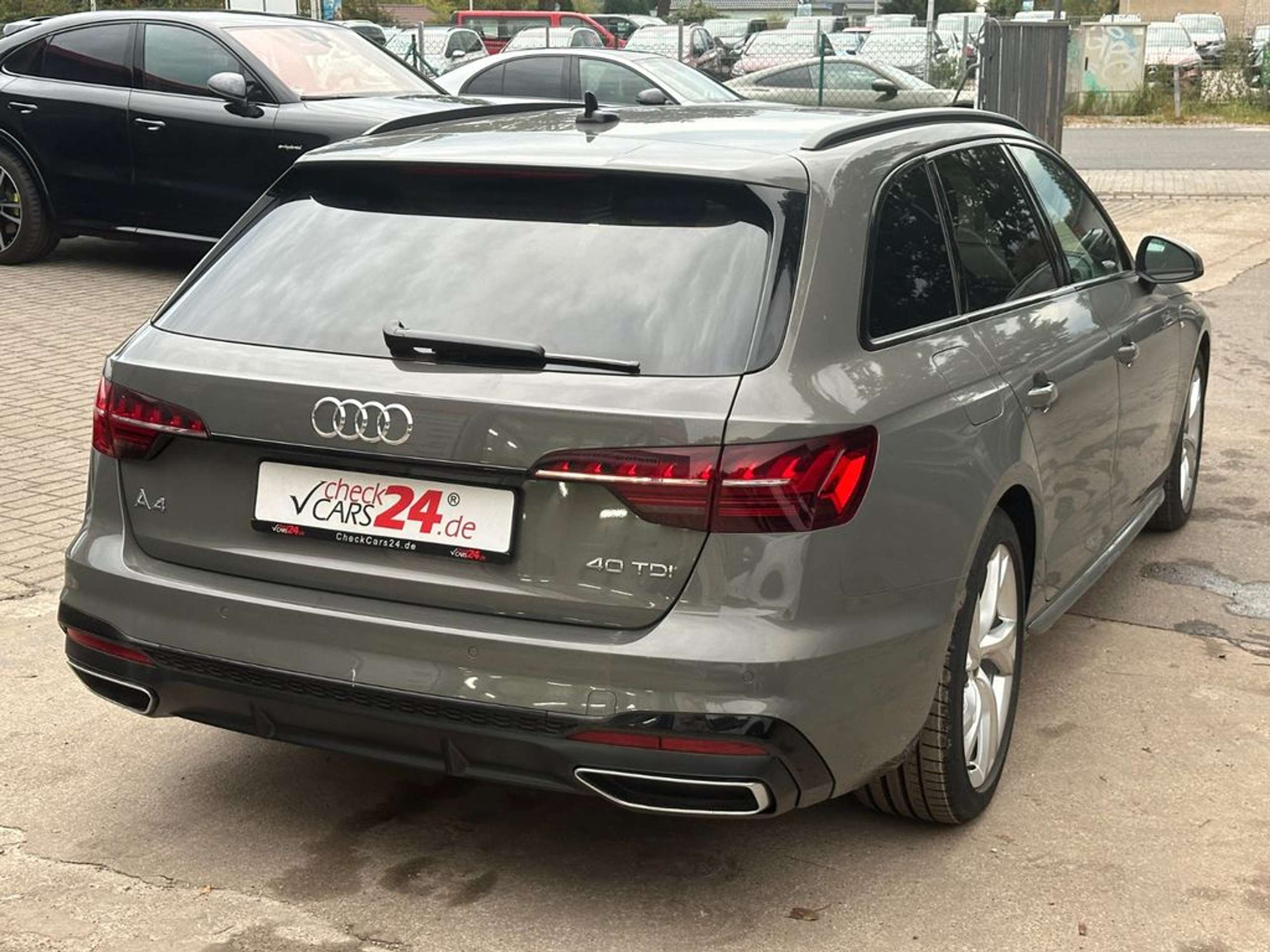 Audi - A4