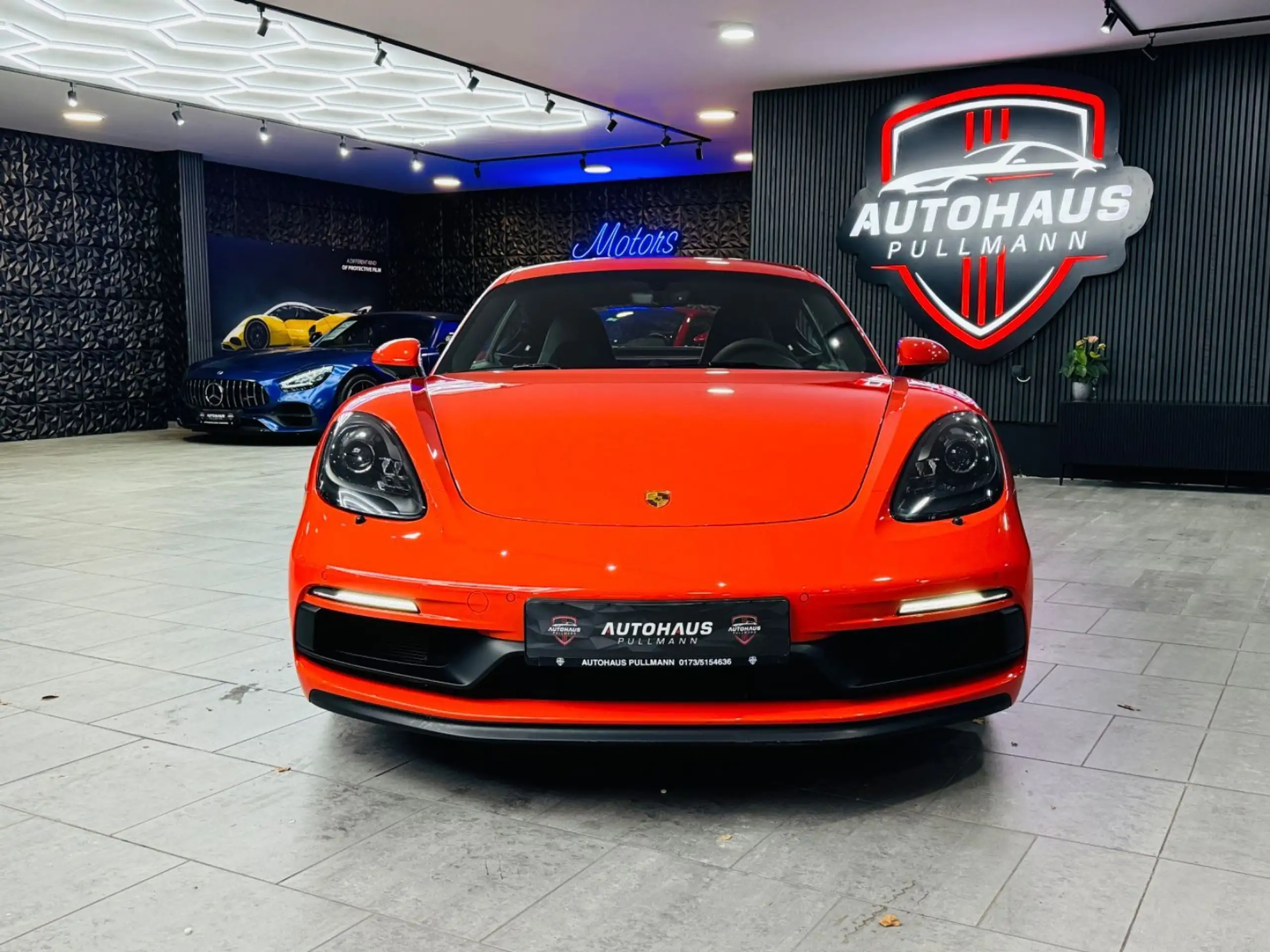 Porsche - Cayman