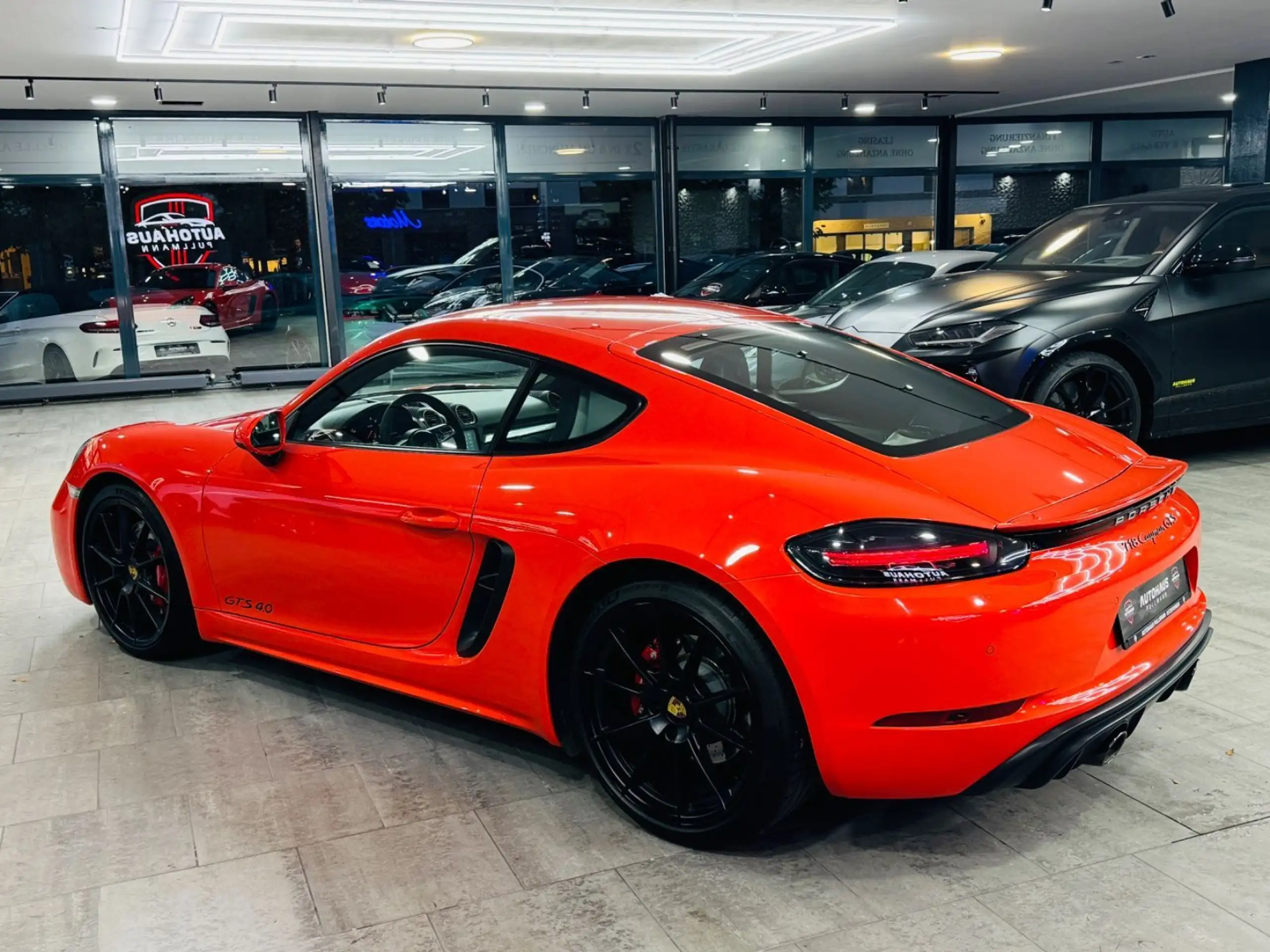 Porsche - Cayman