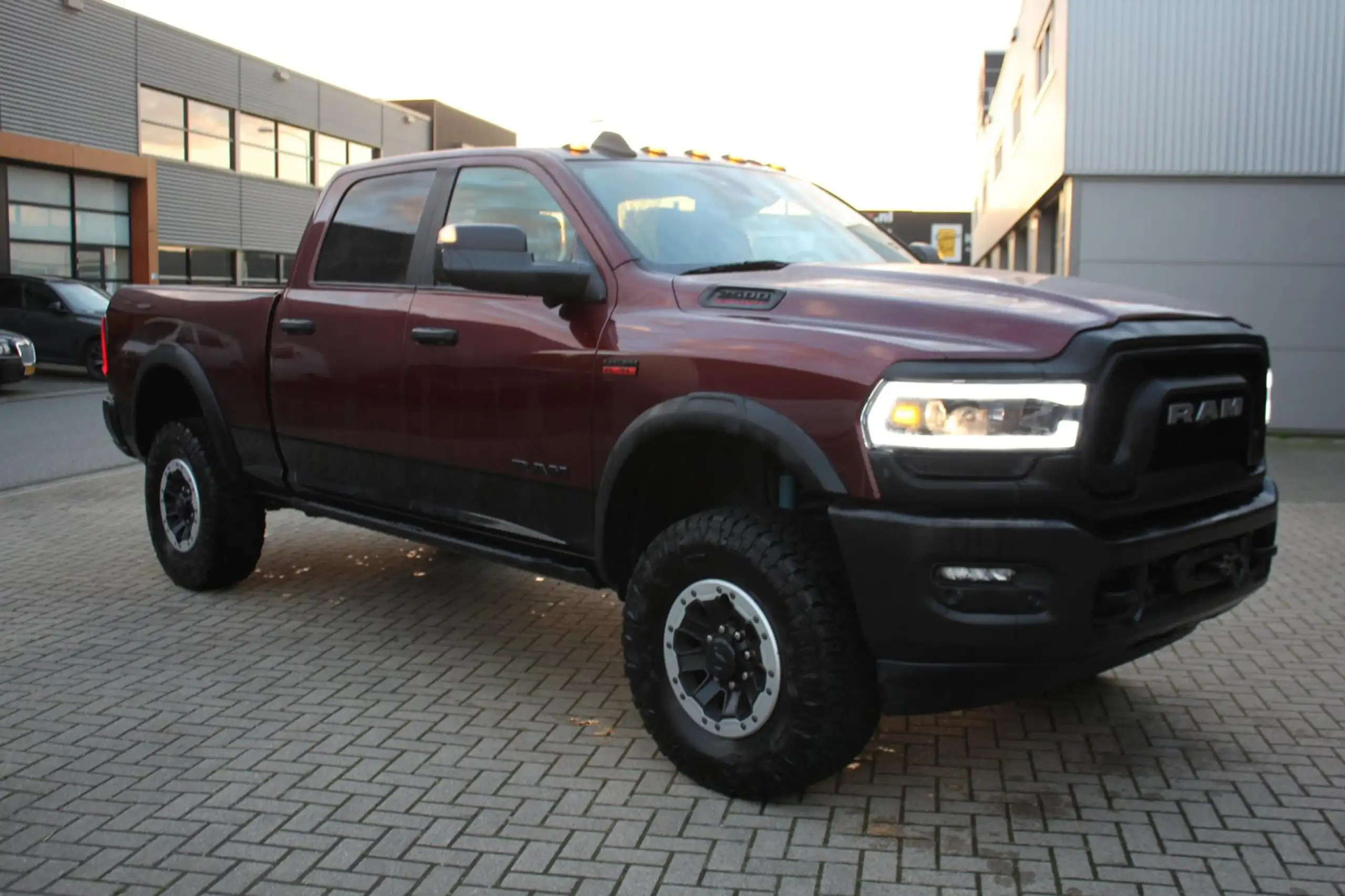 Dodge - RAM