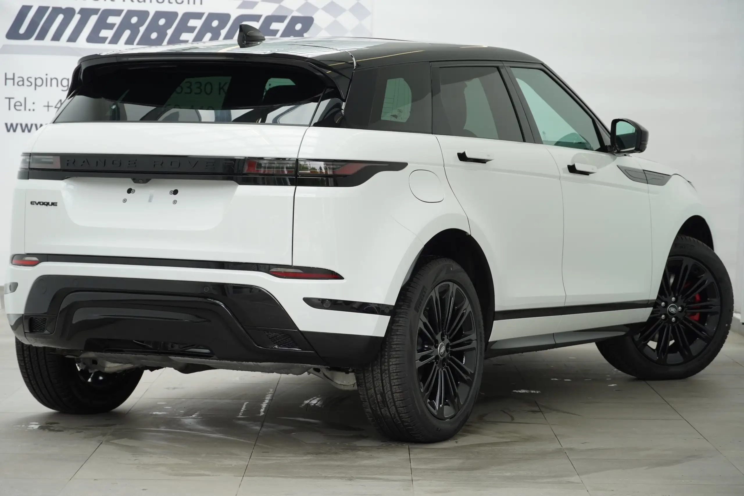 Land Rover - Range Rover Evoque