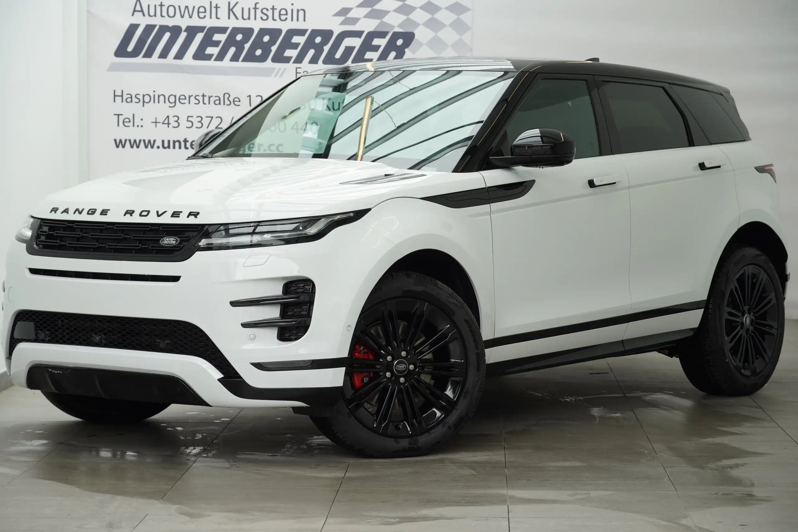 Land Rover - Range Rover Evoque