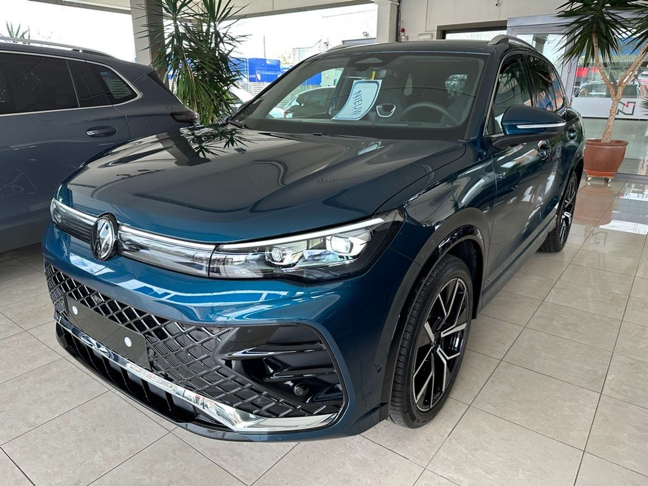 Volkswagen - Tiguan