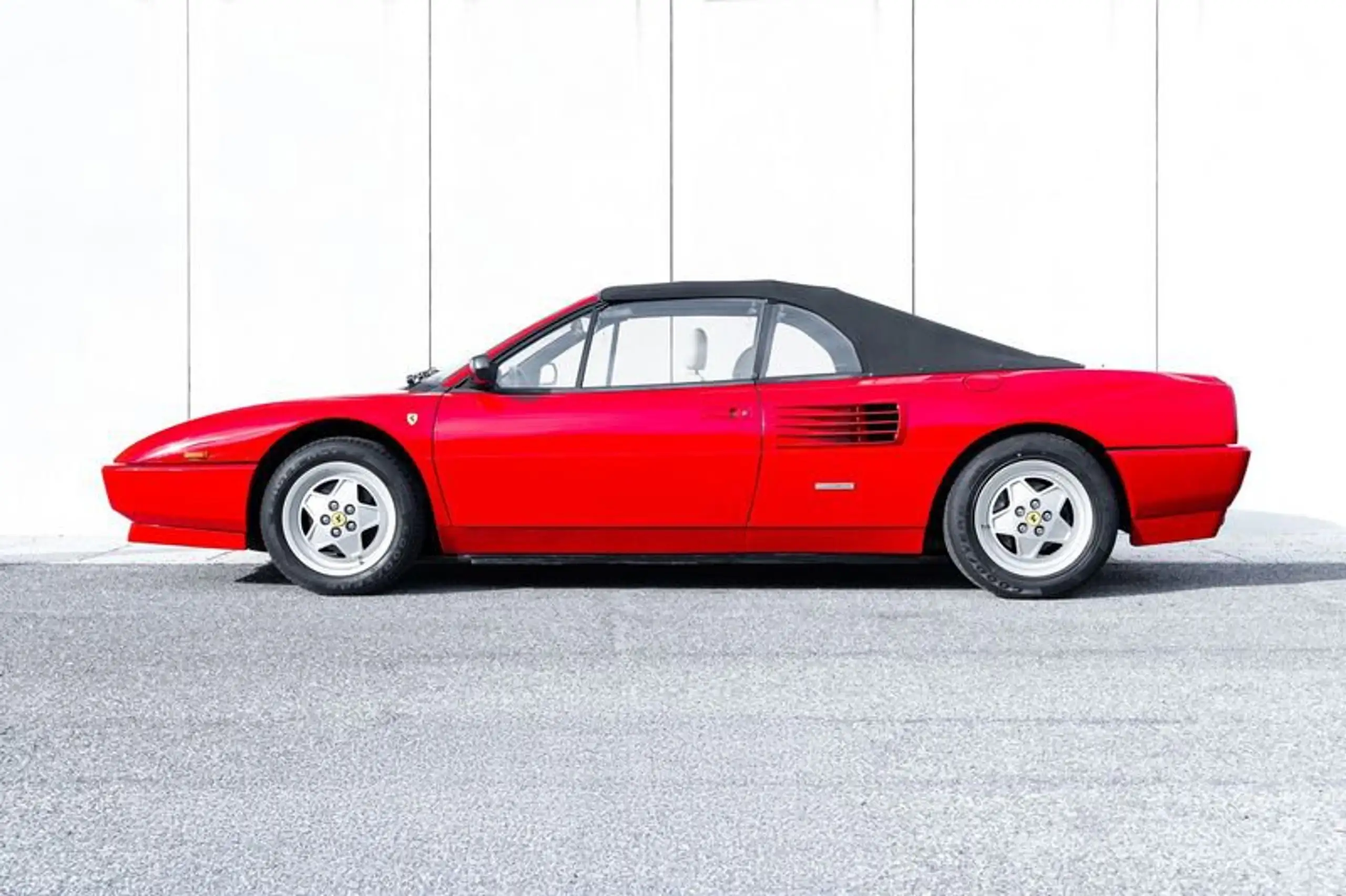 Ferrari - Mondial