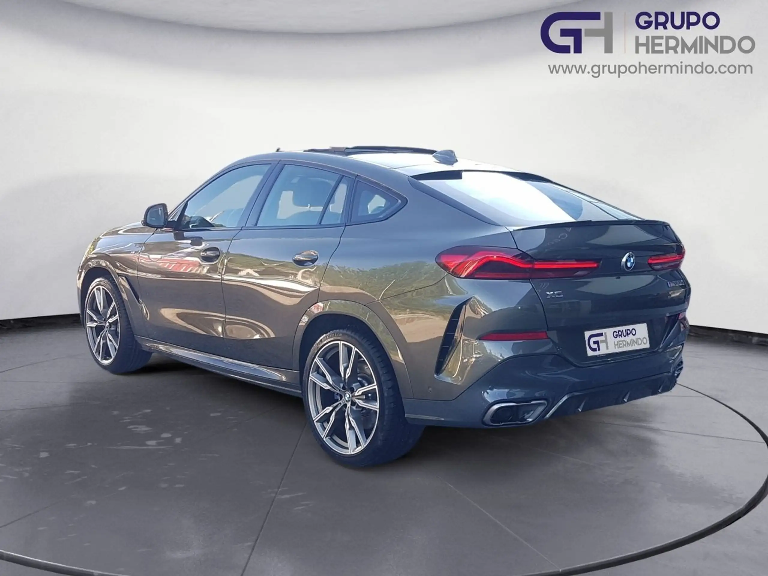 BMW - X6