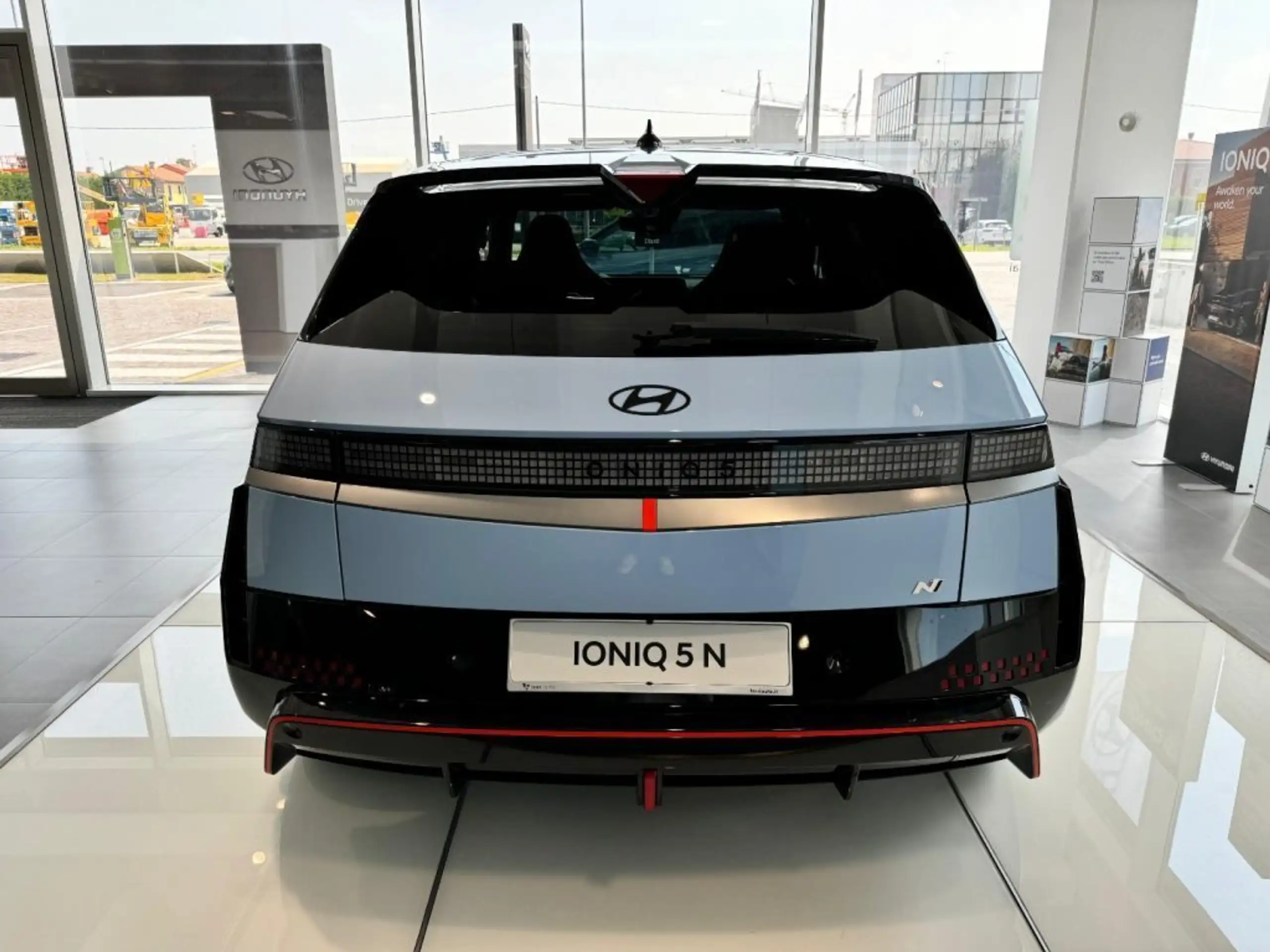 Hyundai - IONIQ 5