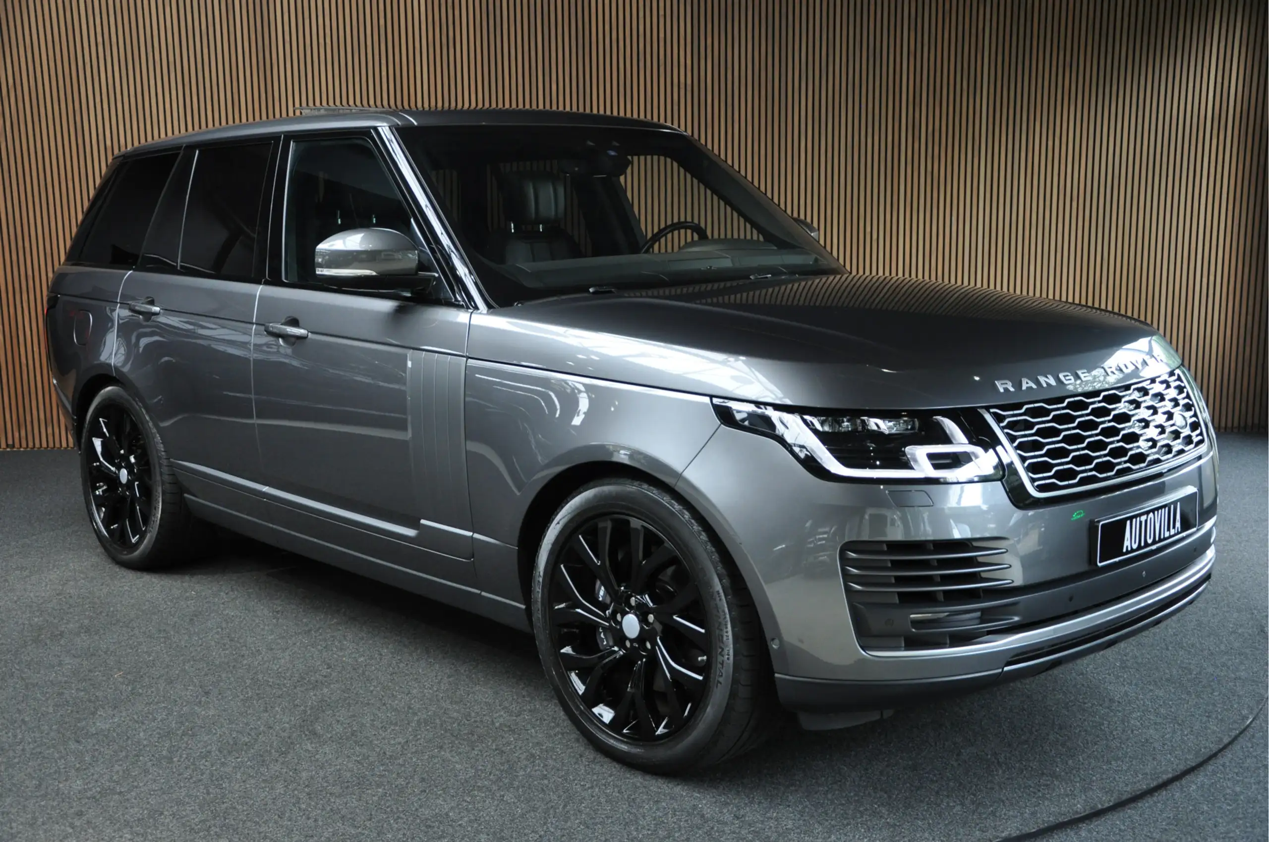 Land Rover - Range Rover