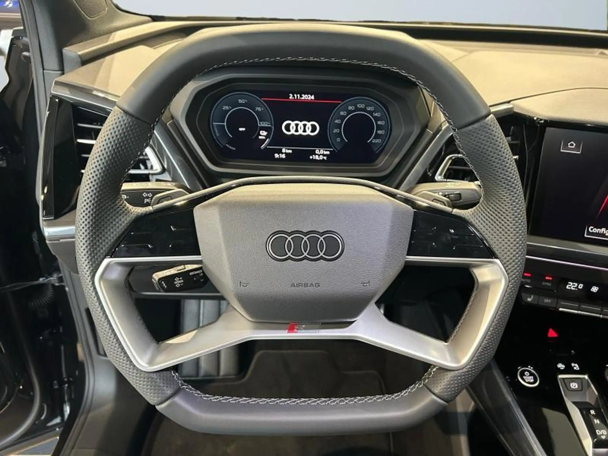 Audi - Q4 e-tron