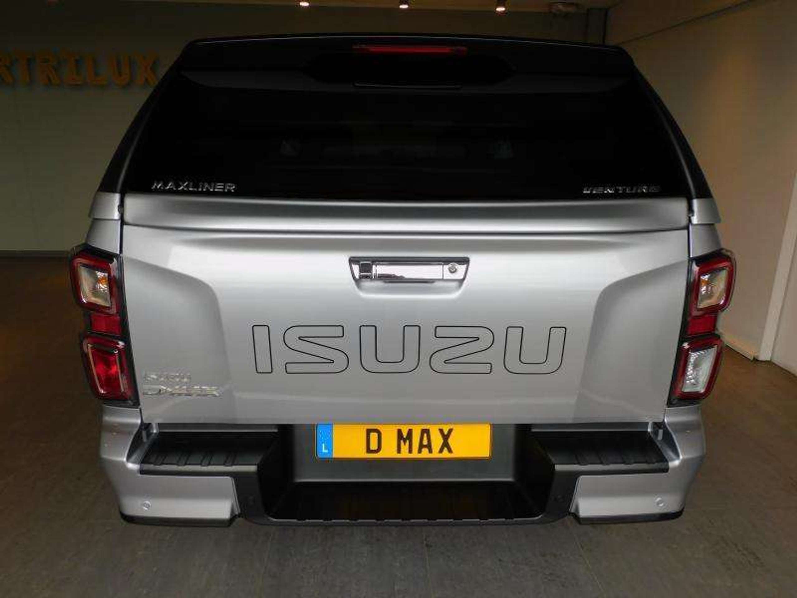 Isuzu - D-Max