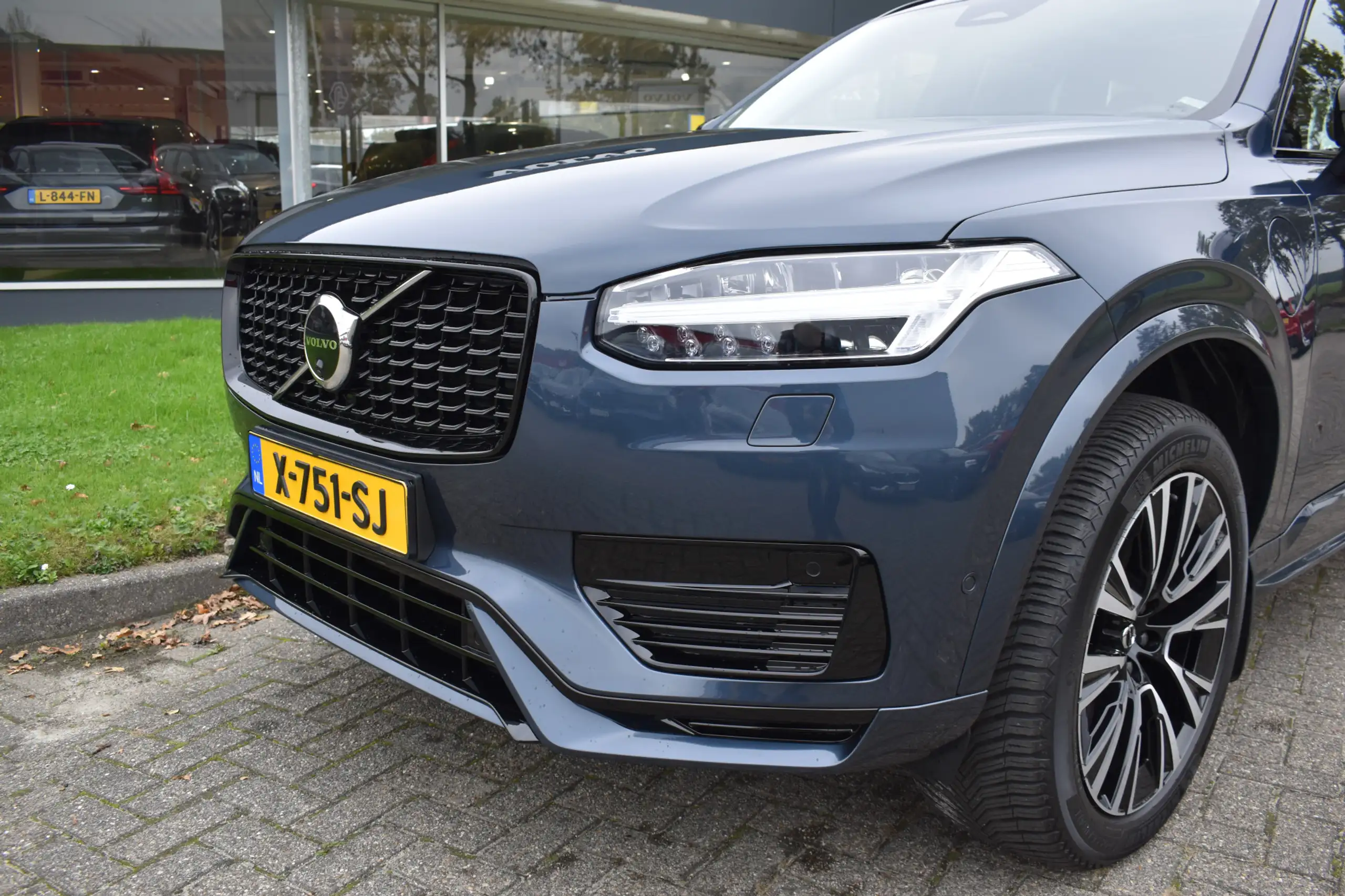 Volvo - XC90