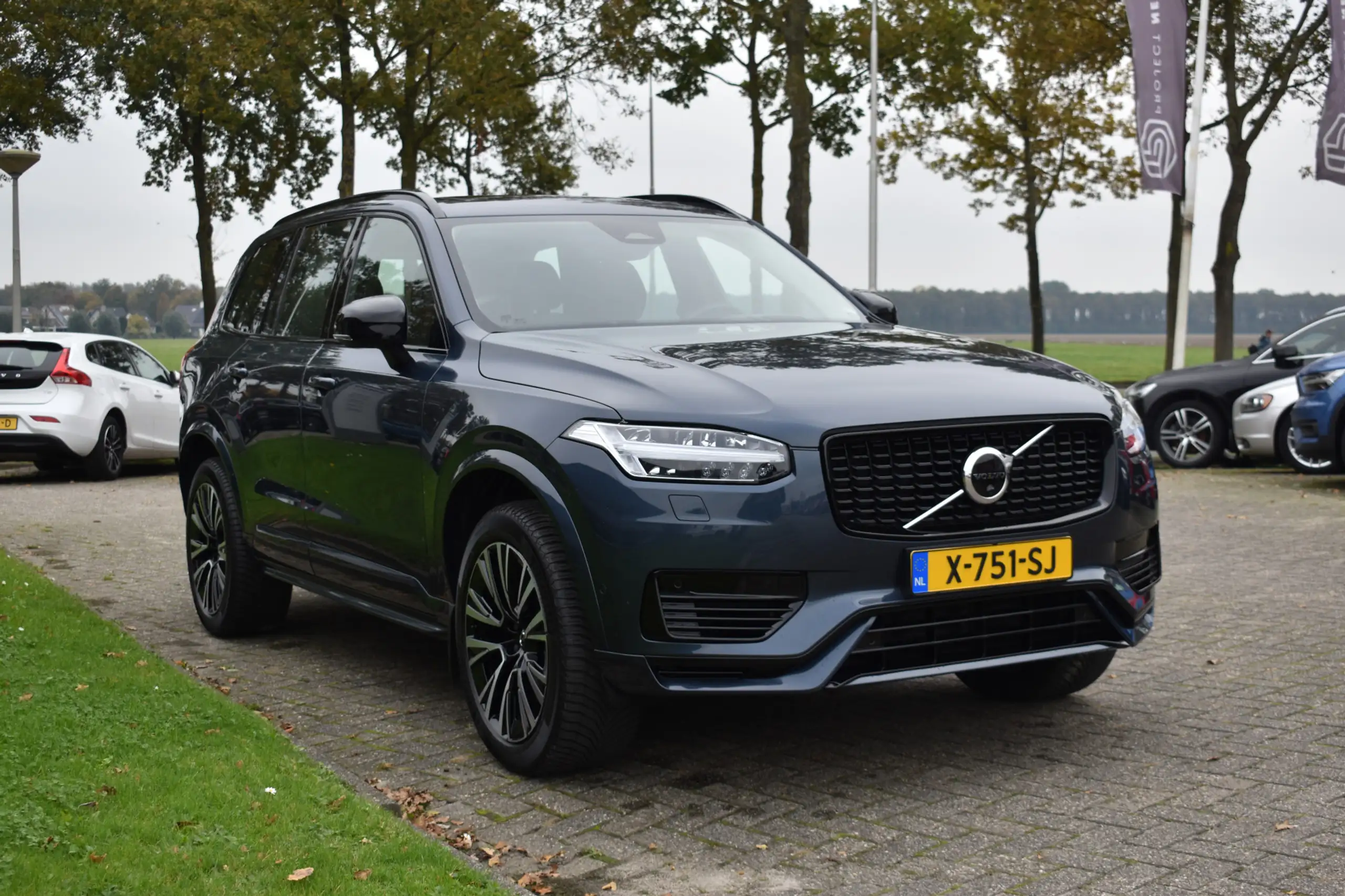 Volvo - XC90