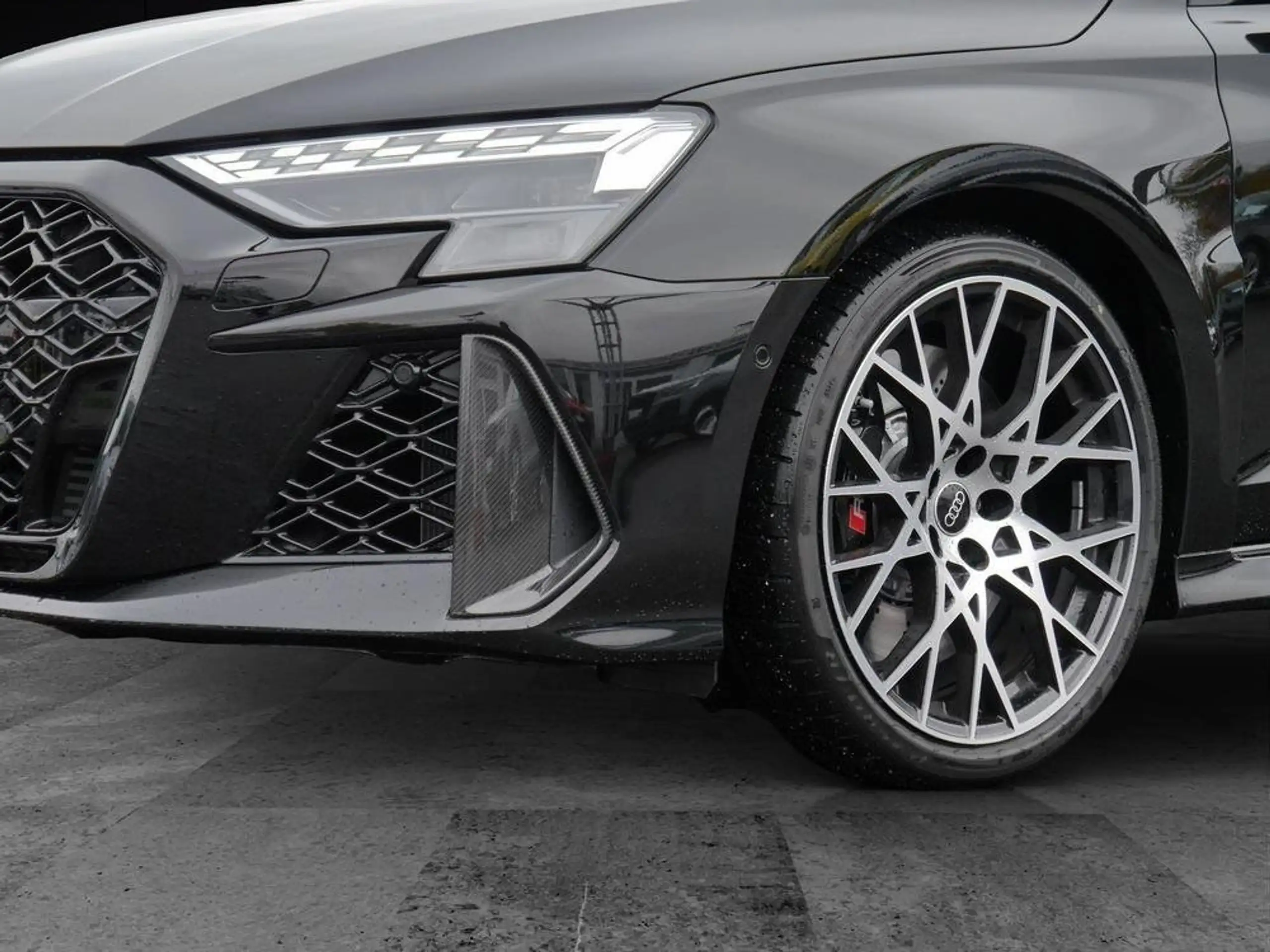 Audi - RS3