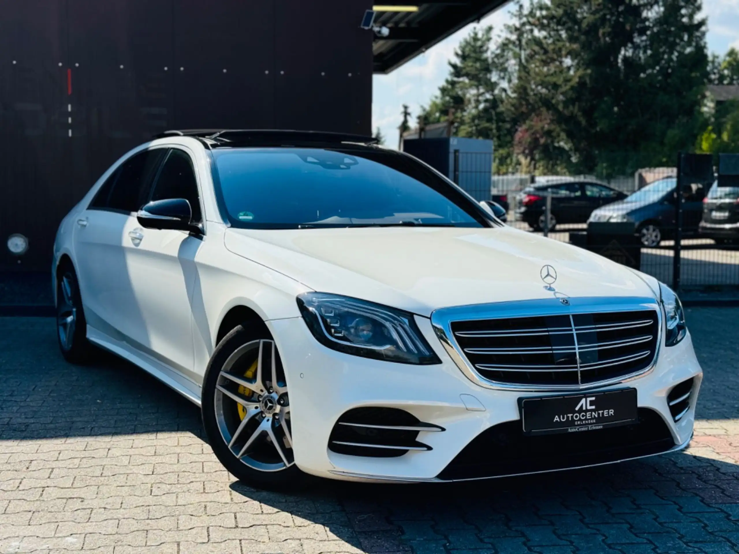 Mercedes-Benz - S 400