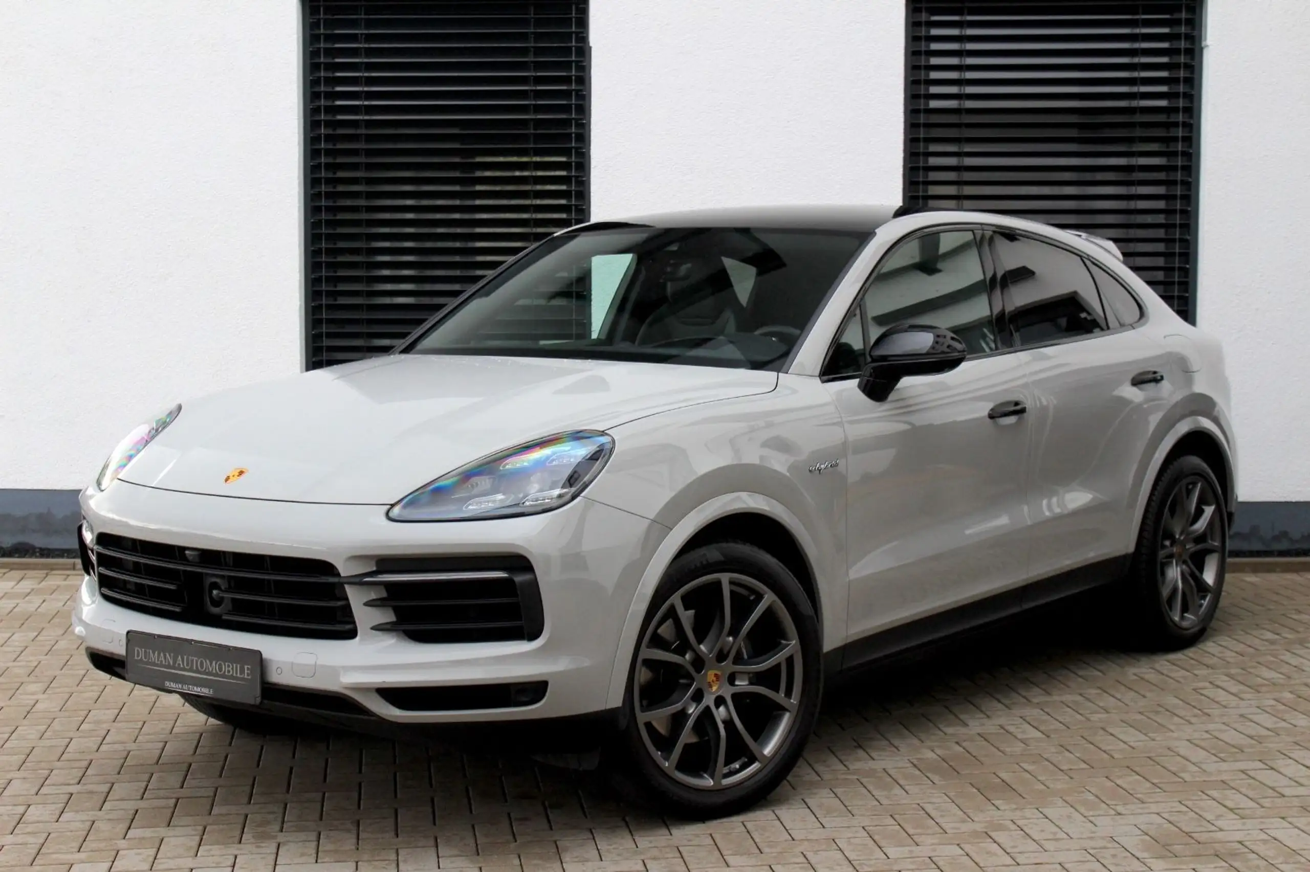 Porsche - Cayenne