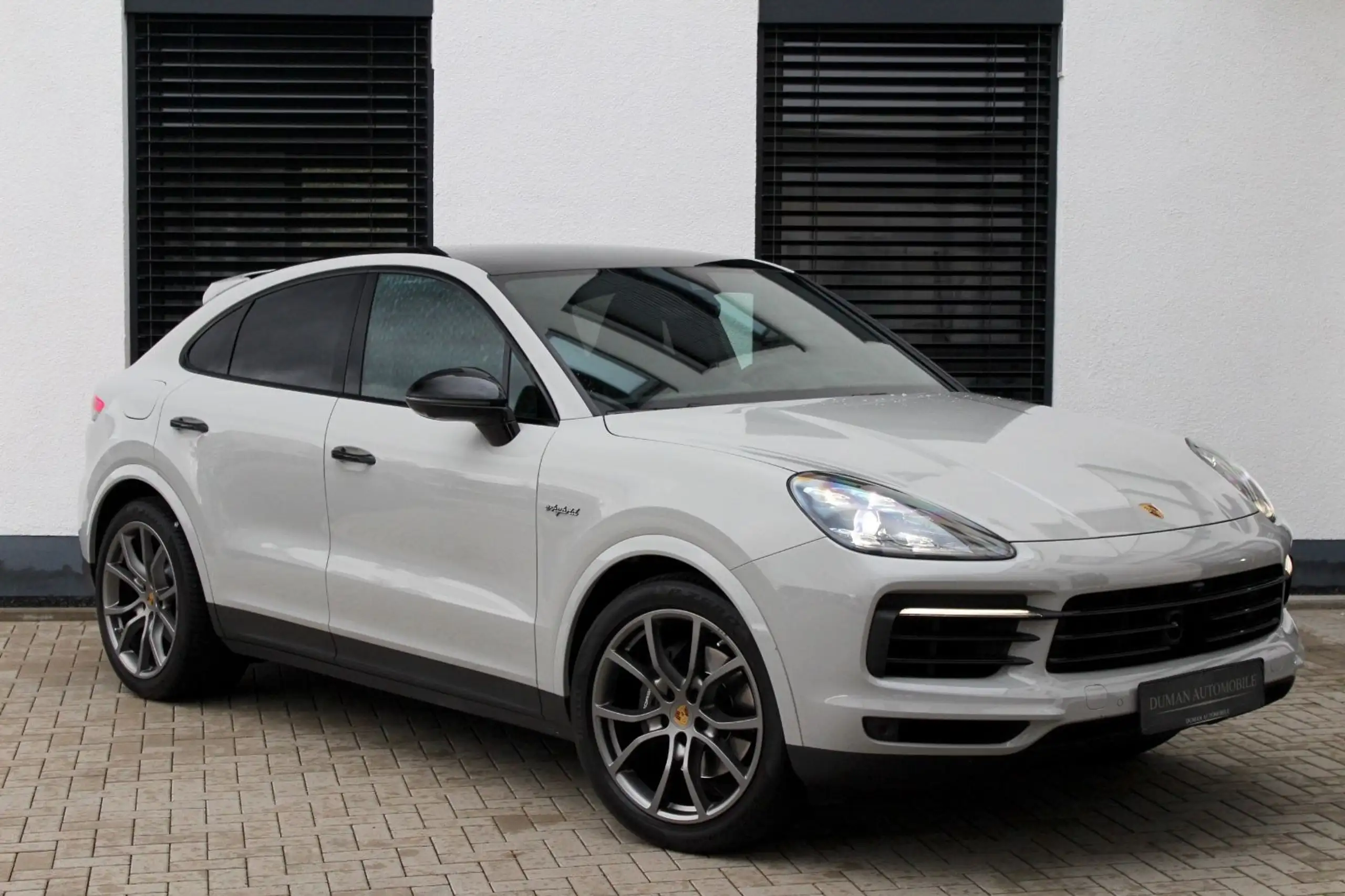 Porsche - Cayenne