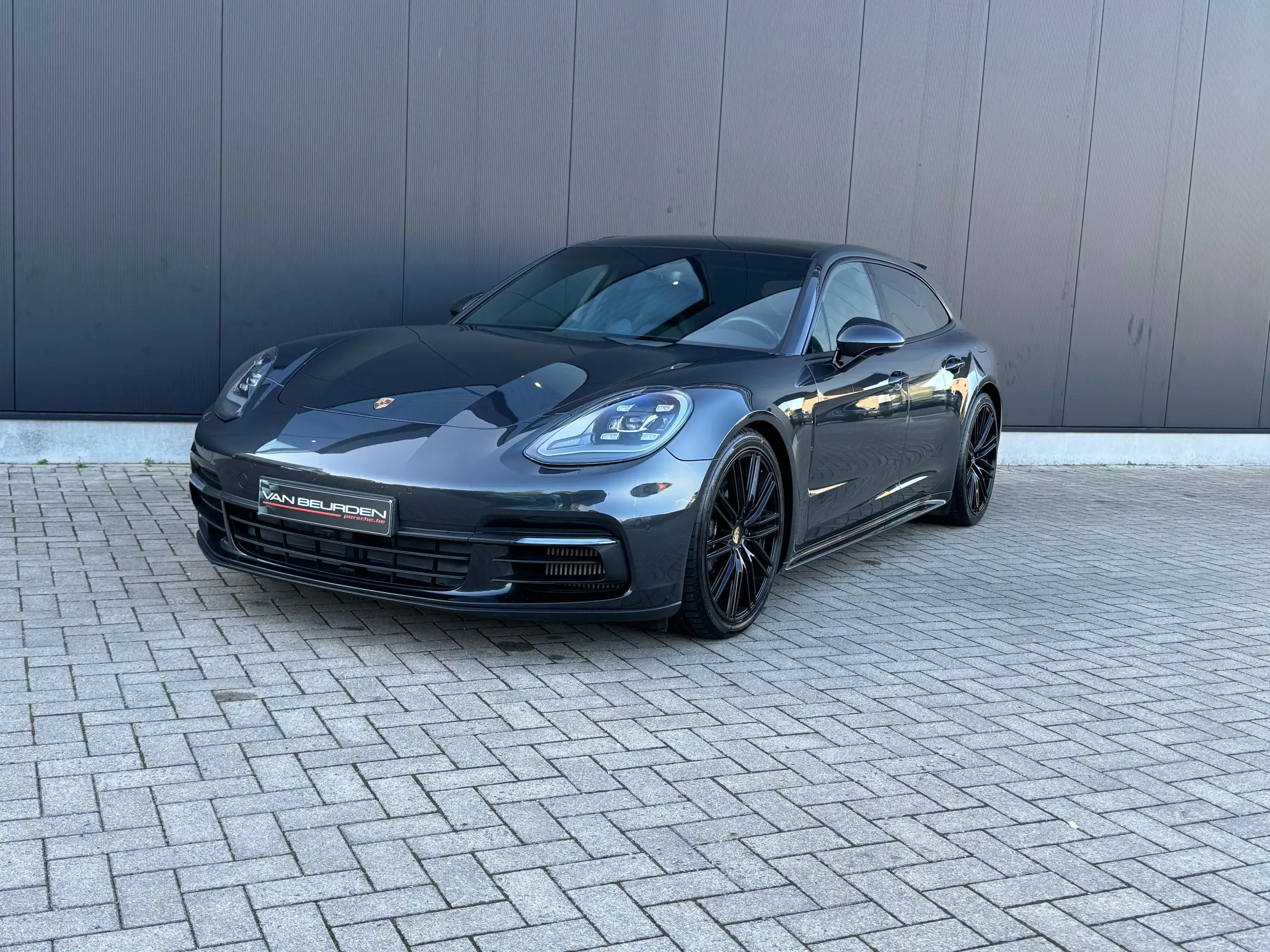 Porsche - Panamera