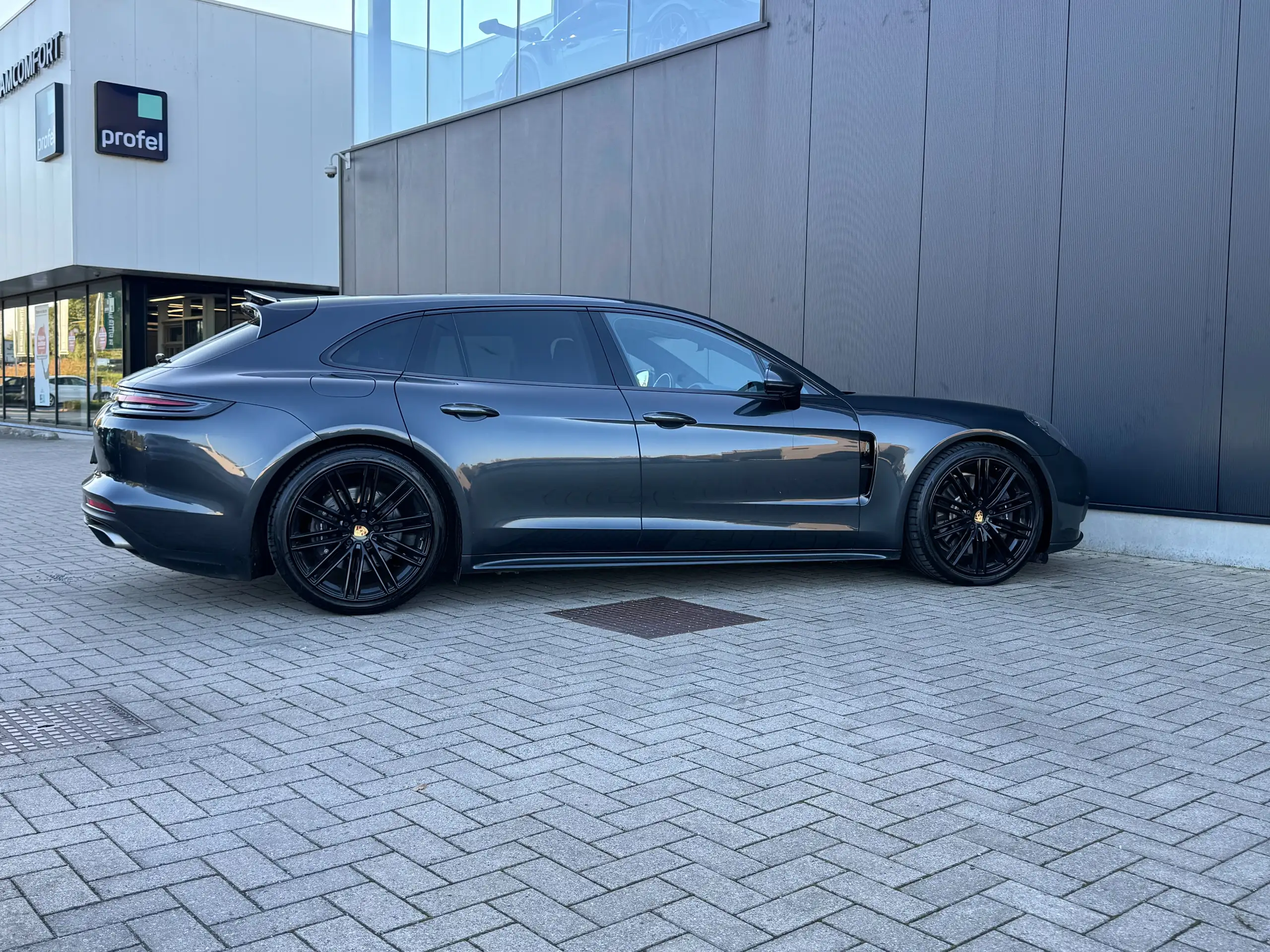 Porsche - Panamera