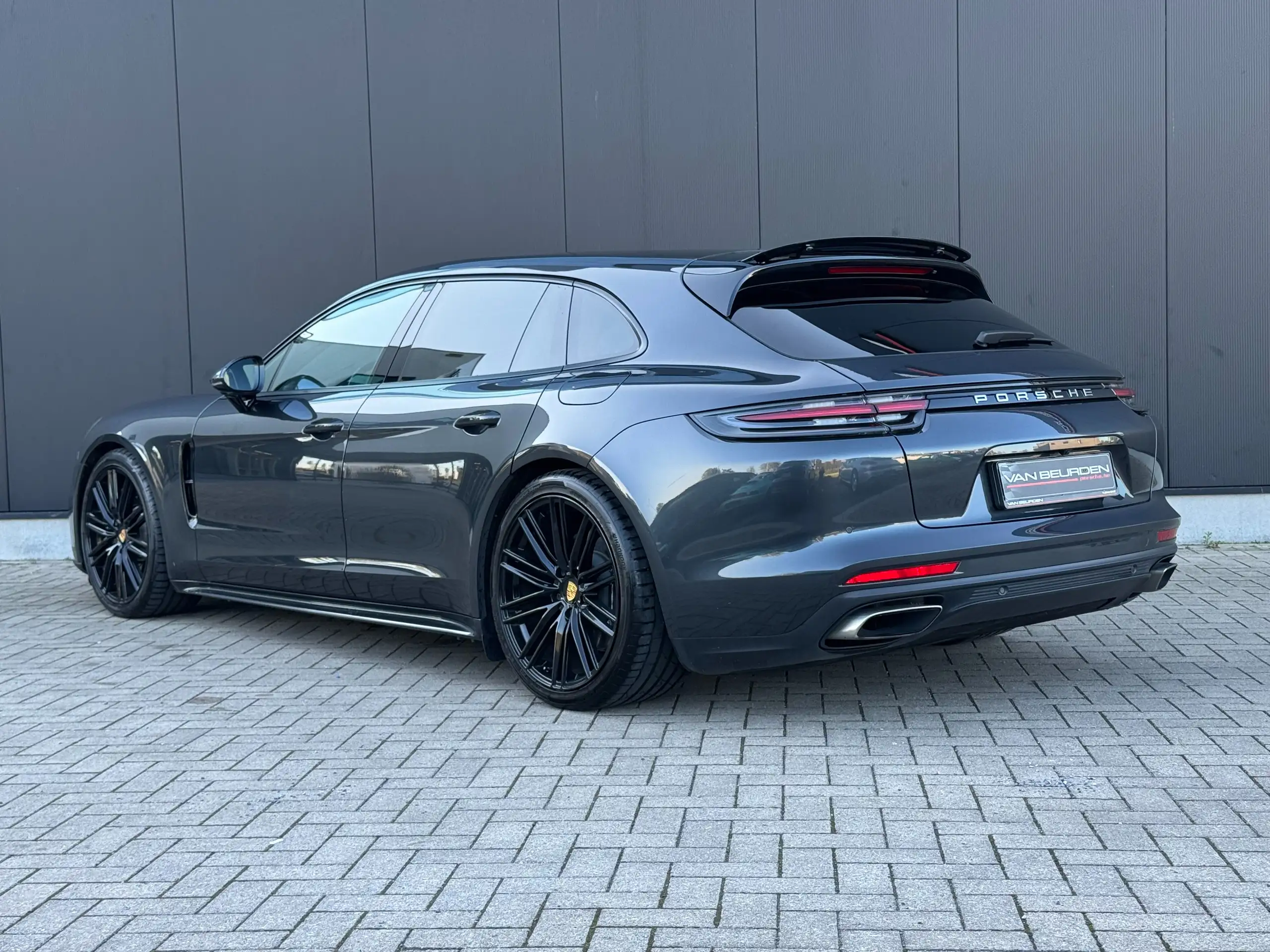 Porsche - Panamera